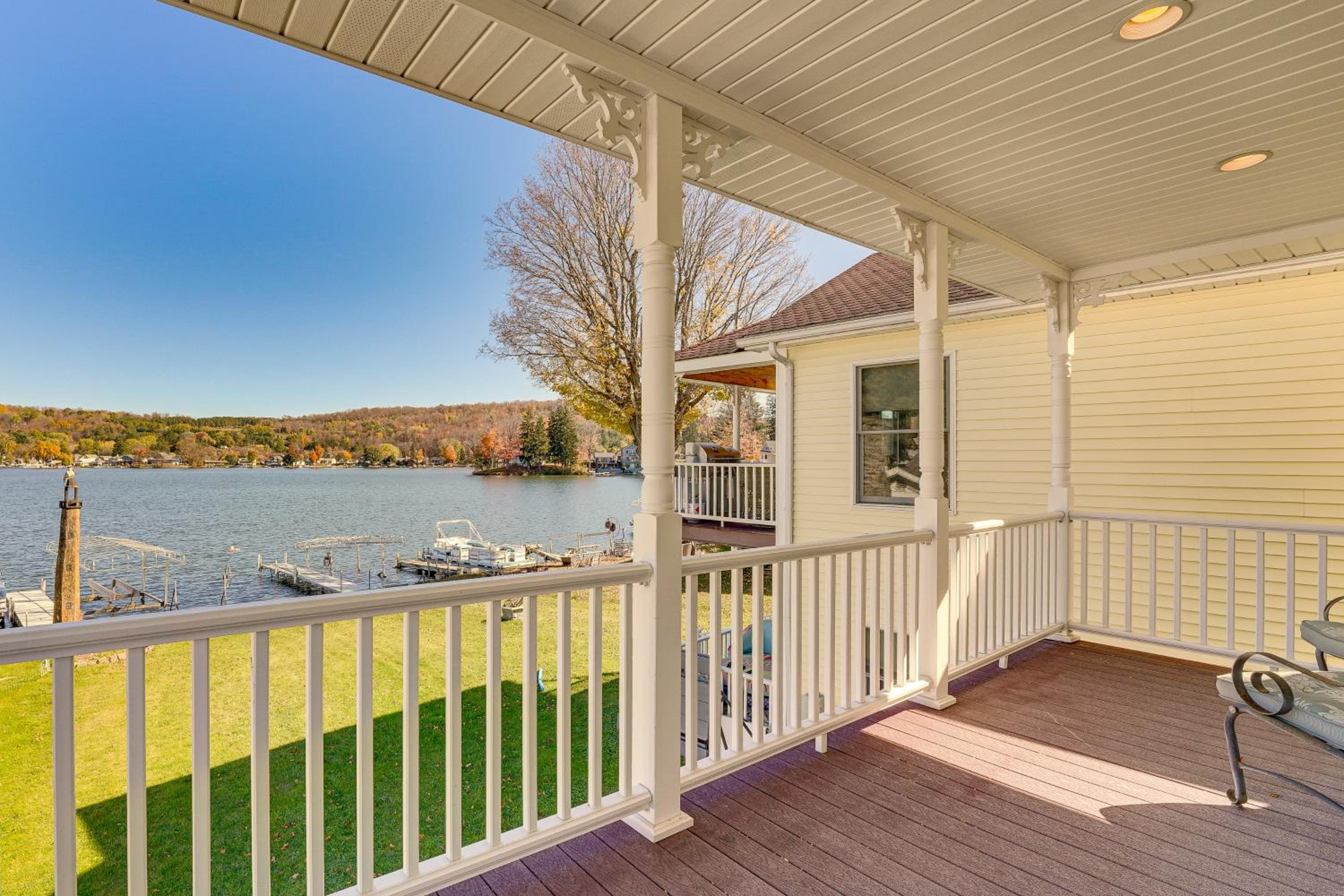 All-Season Adventures! Lime Lake Retreat with Dock