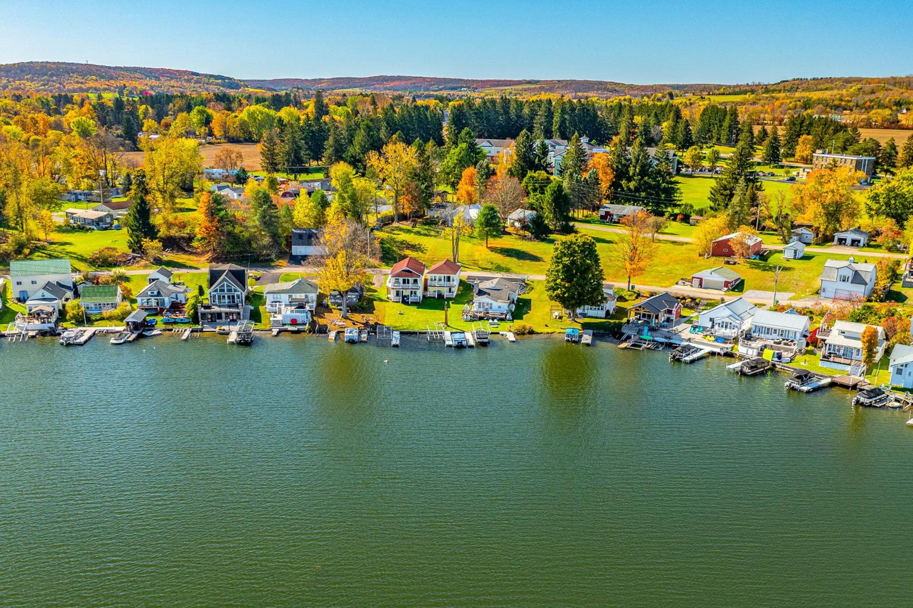 All-Season Adventures! Lime Lake Retreat with Dock