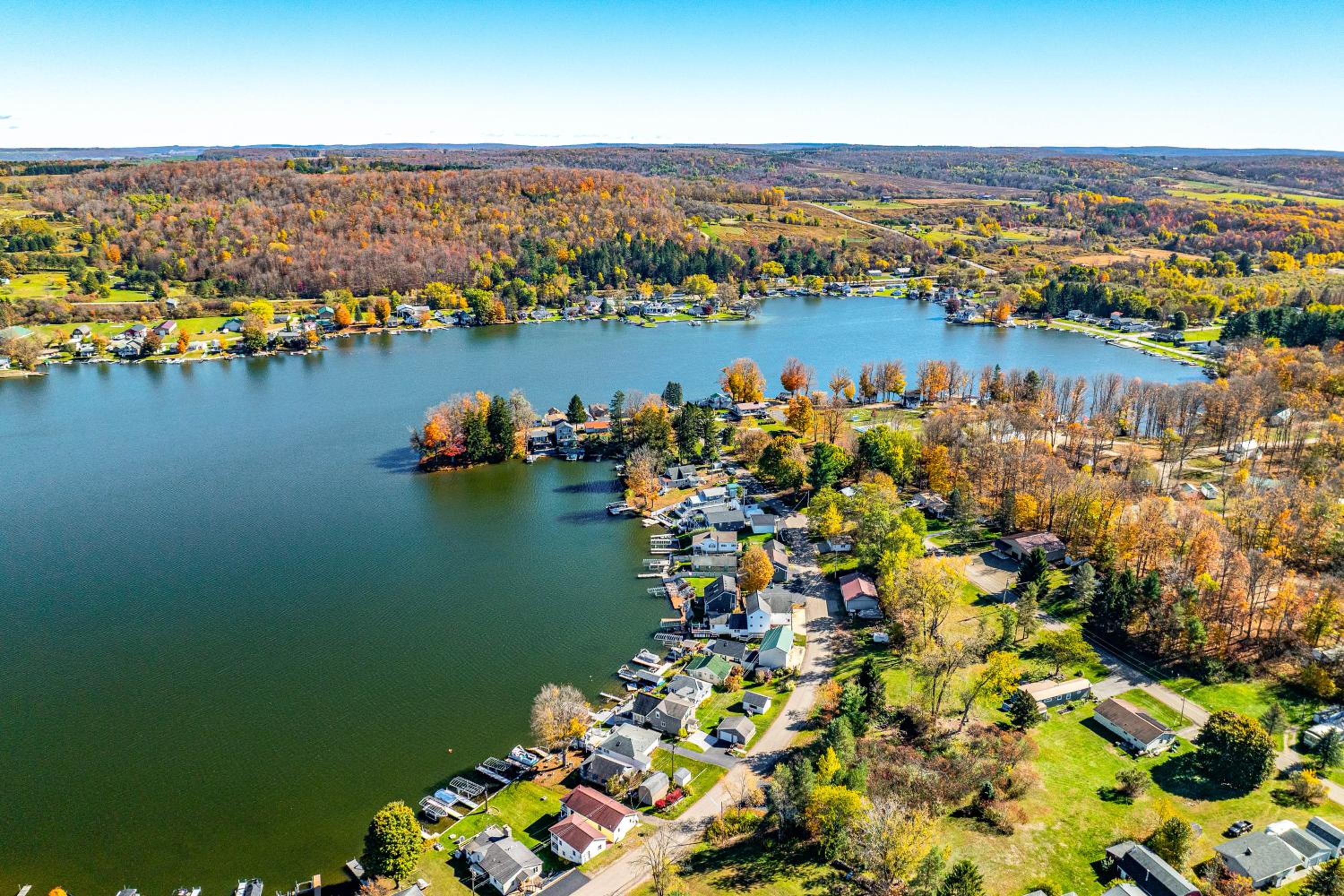 All-Season Adventures! Lime Lake Retreat with Dock