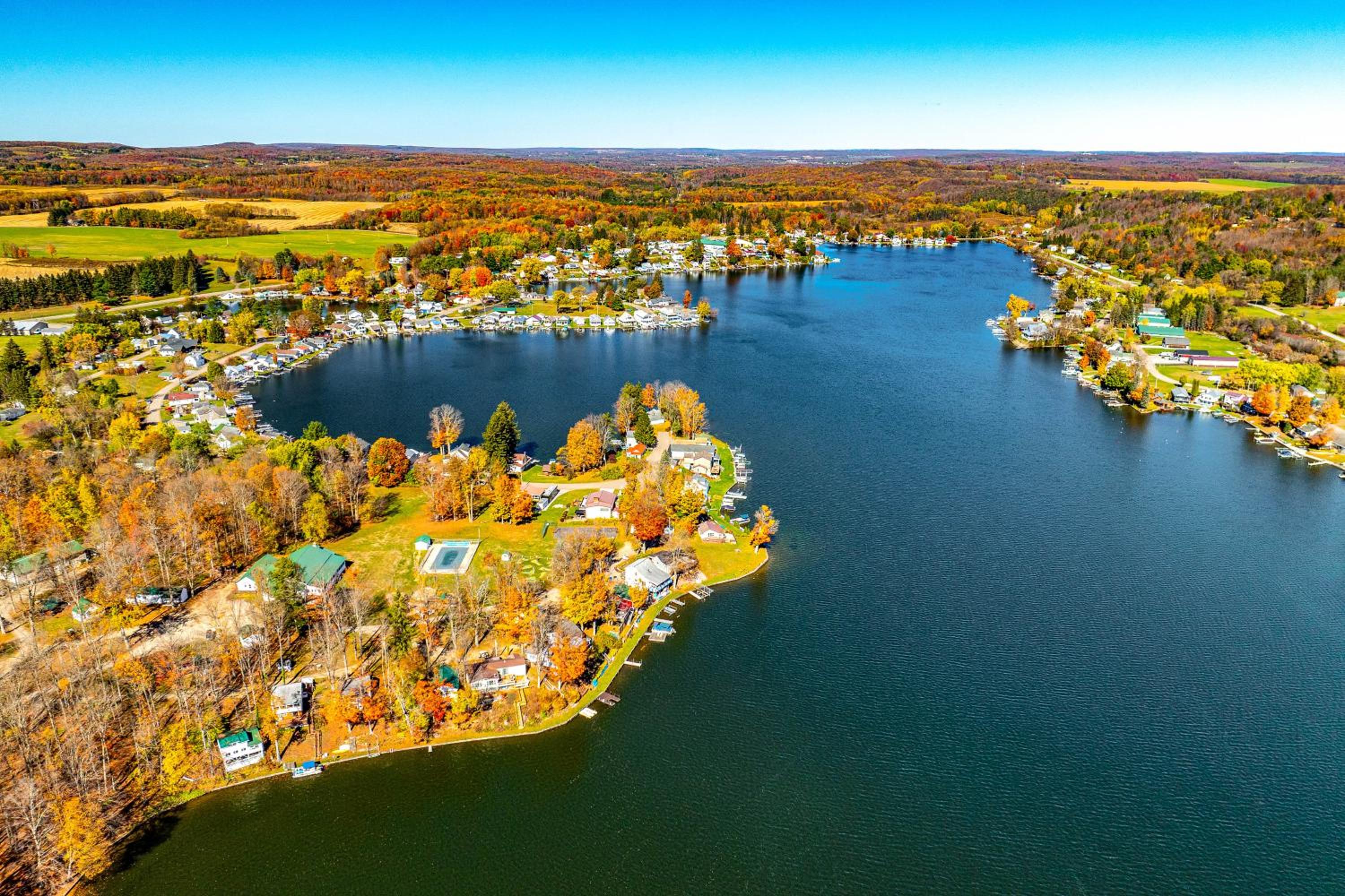 All-Season Adventures! Lime Lake Retreat with Dock