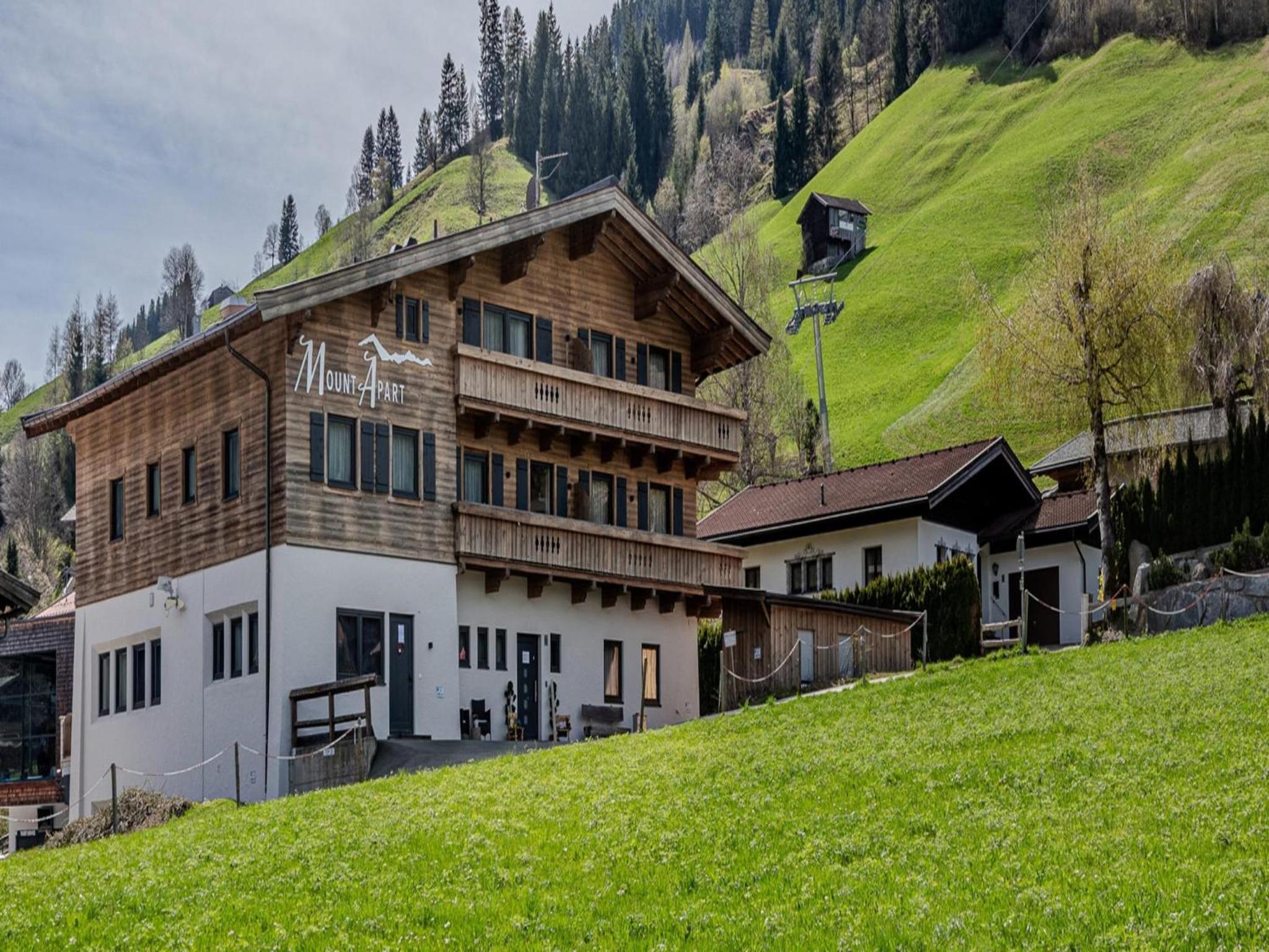 Apartment 20 m from the KitzSki ski lift