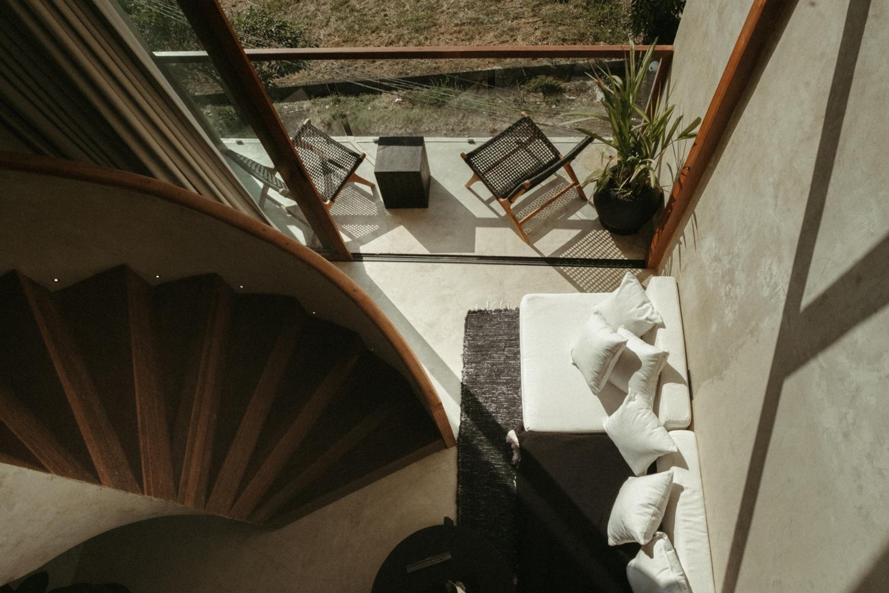 The Iggy Hotel Seseh Loft 6