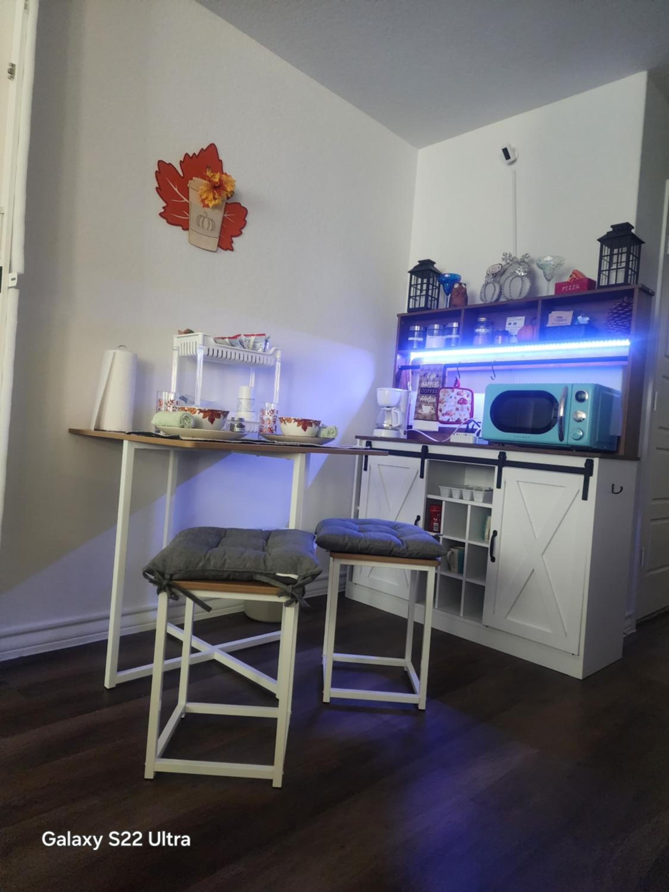 Private Cozy Rooms and Bathroom in Home near Seaworld Riverwalk and AFB