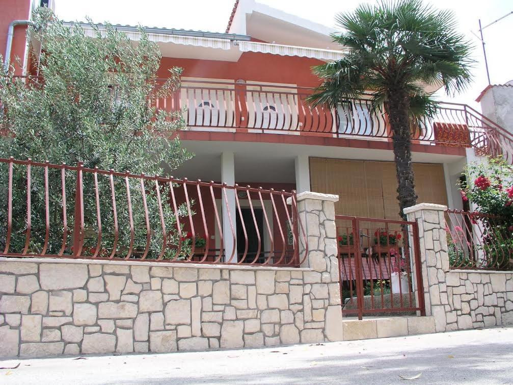 Apartments Salamun view 2