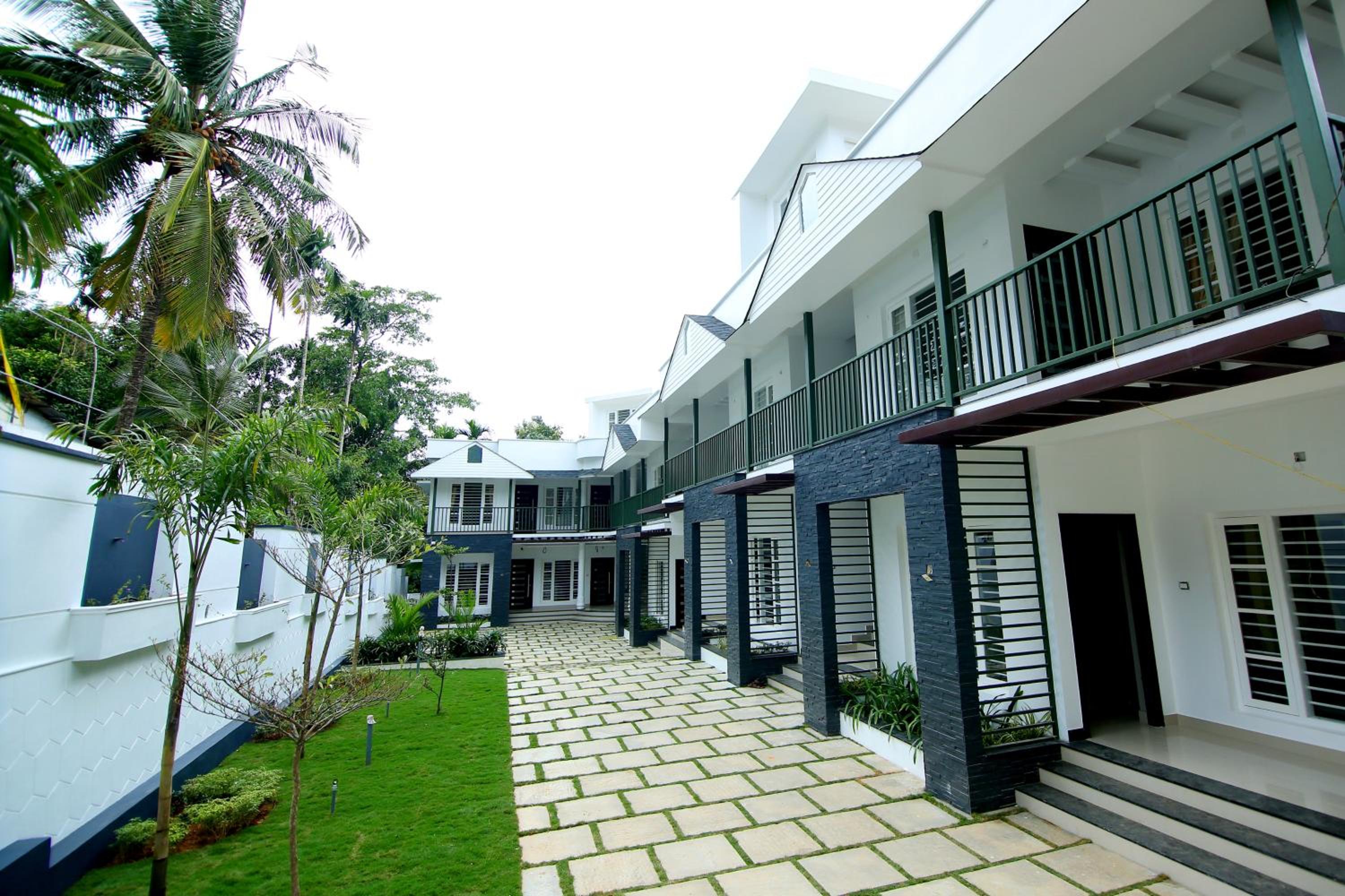 Le Villagio Resort & Domes