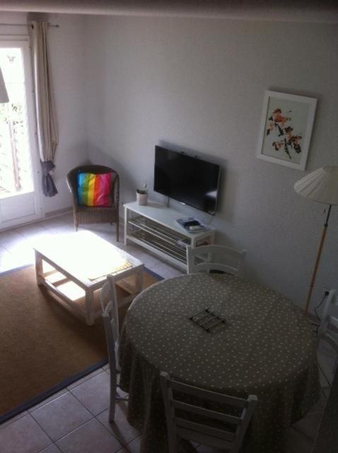 Photo 6