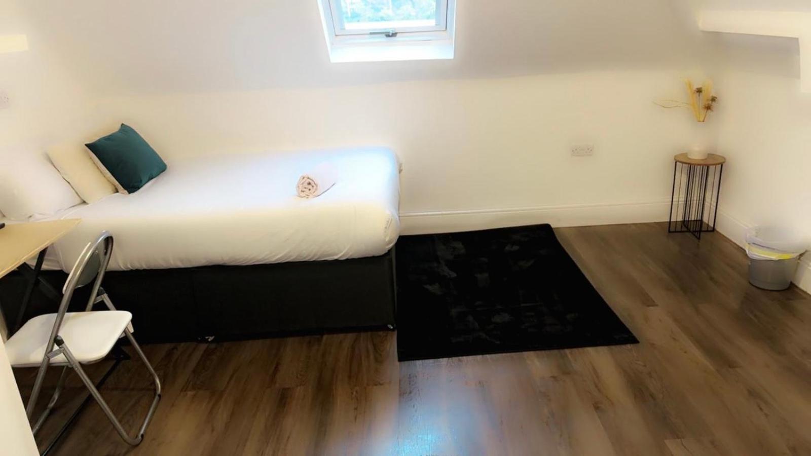 Cosy Ensuite Room
