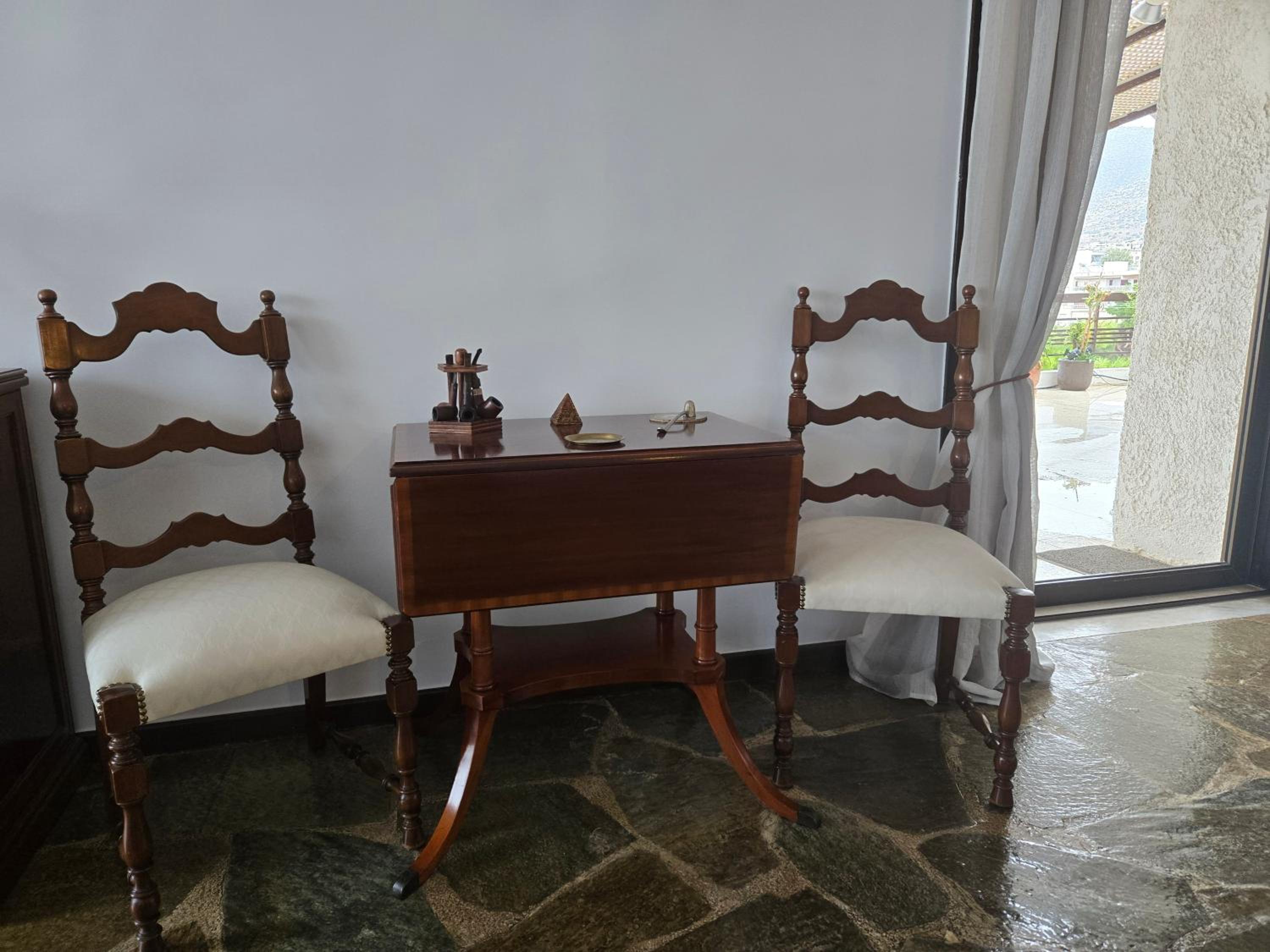 The-terrace-of-glyfada
