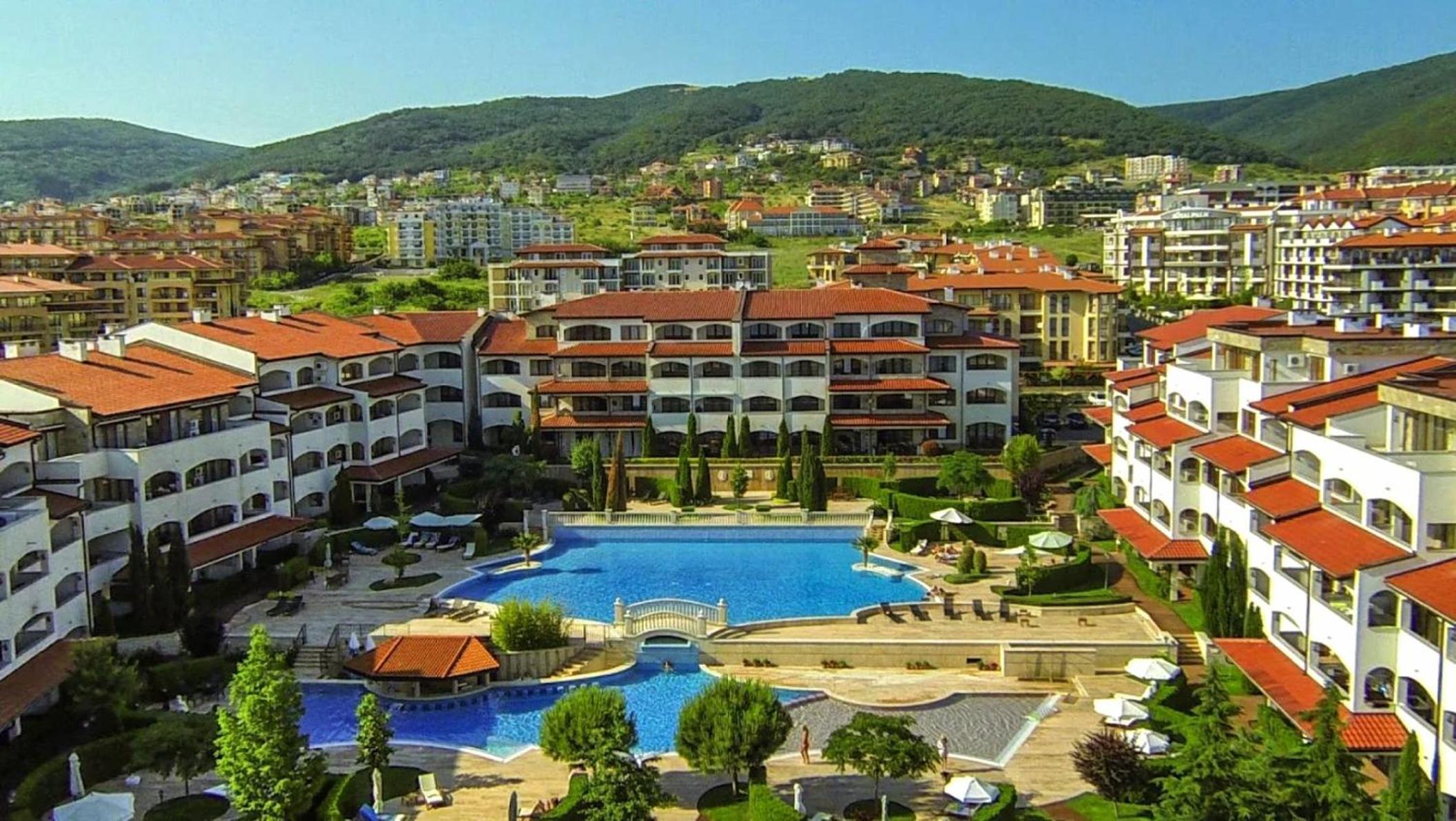 5-Star Beachfront Luxury Apartments