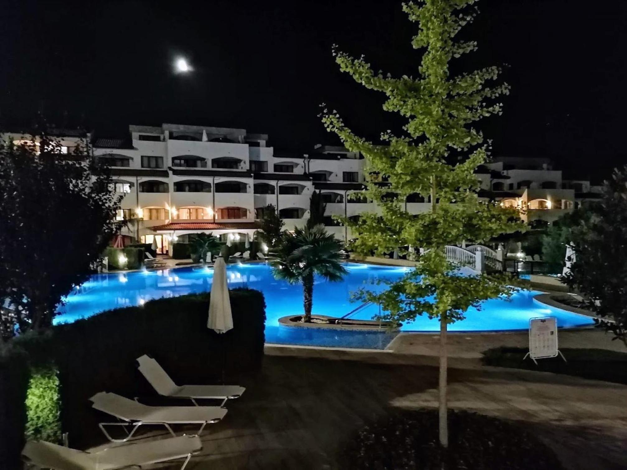 5-Star Beachfront Luxury Apartments