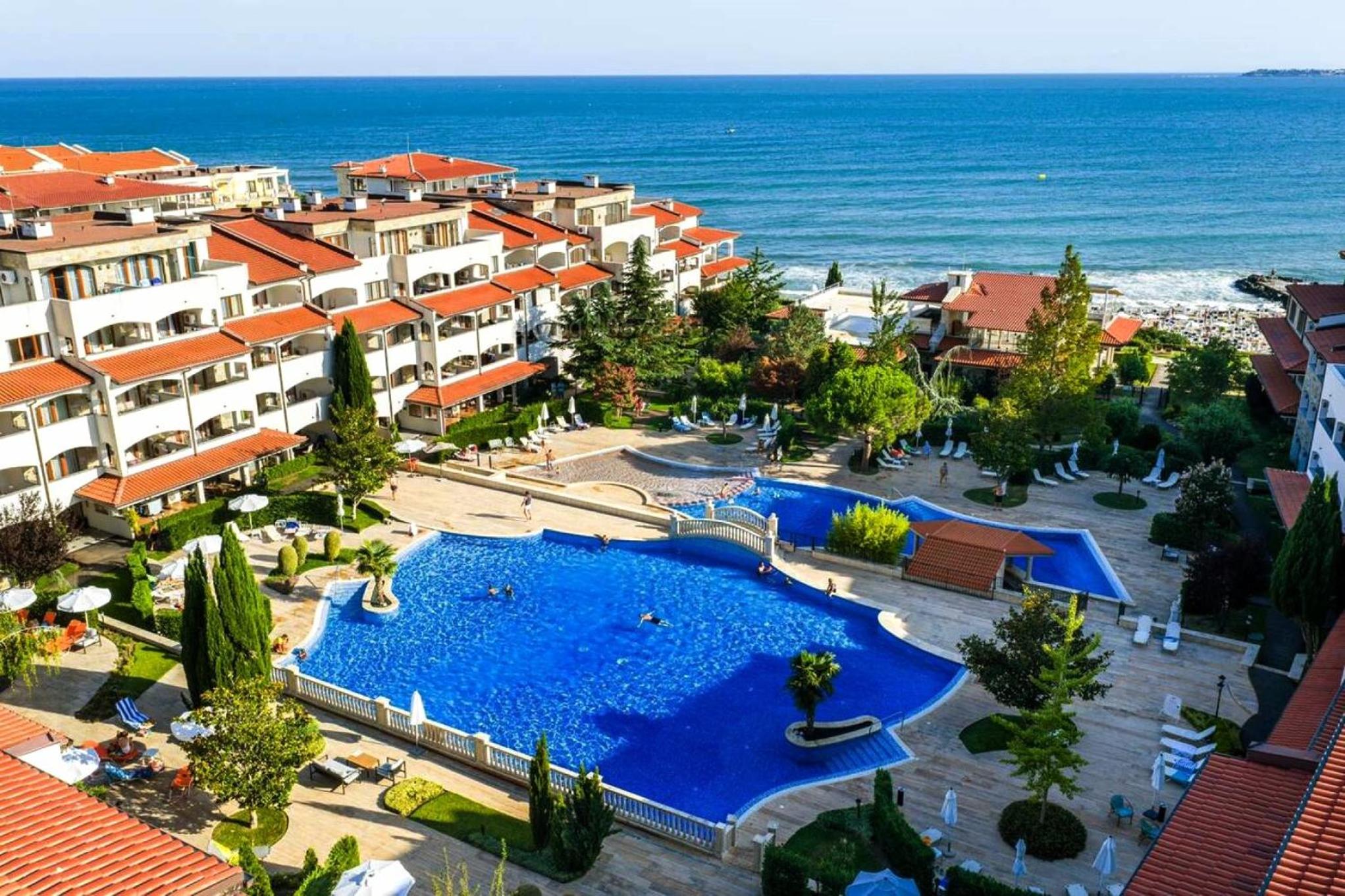 5-Star Beachfront Luxury Apartments