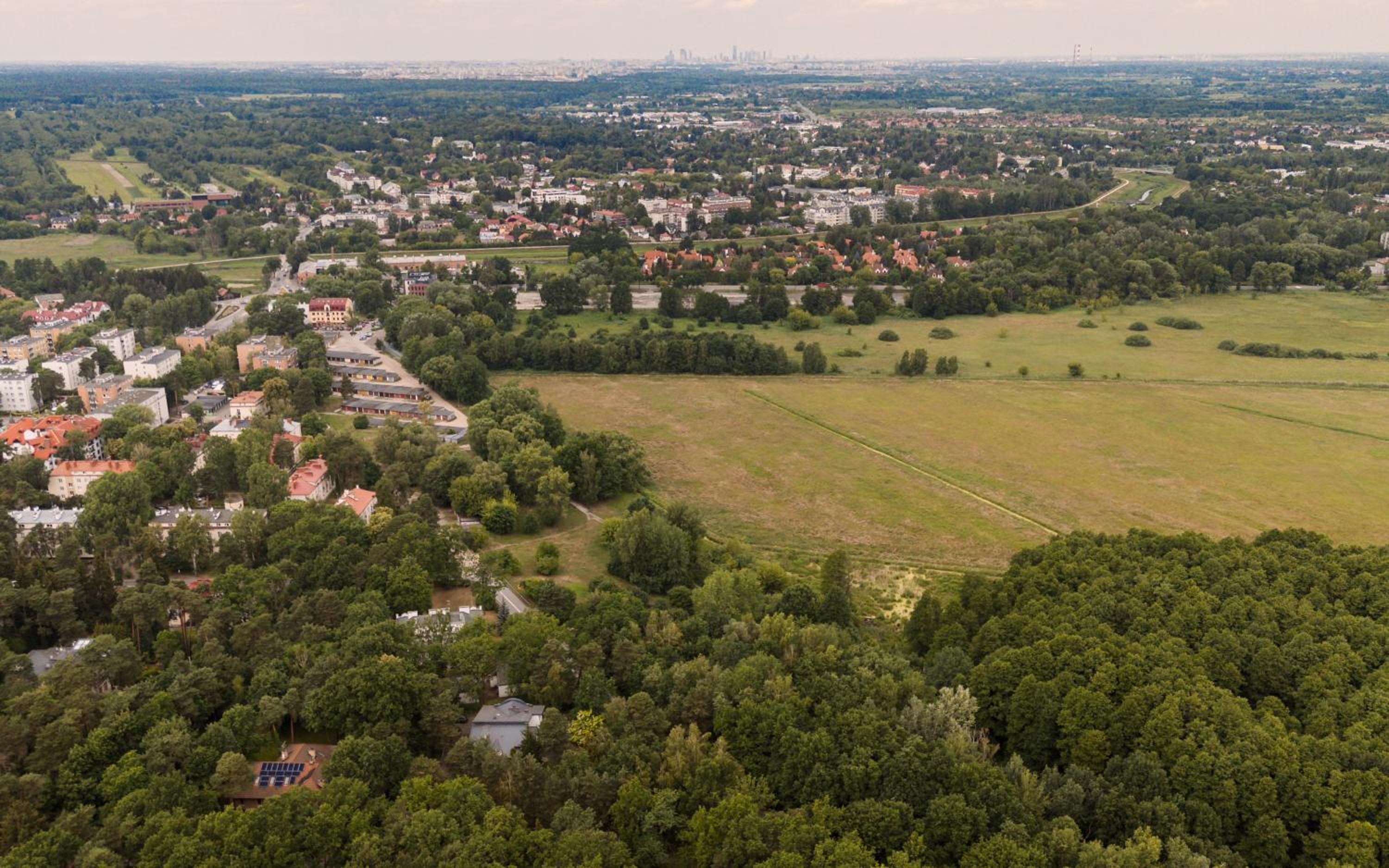 Golden Villas - Cozy Family Villa with Garden & Sauna, Konstancin