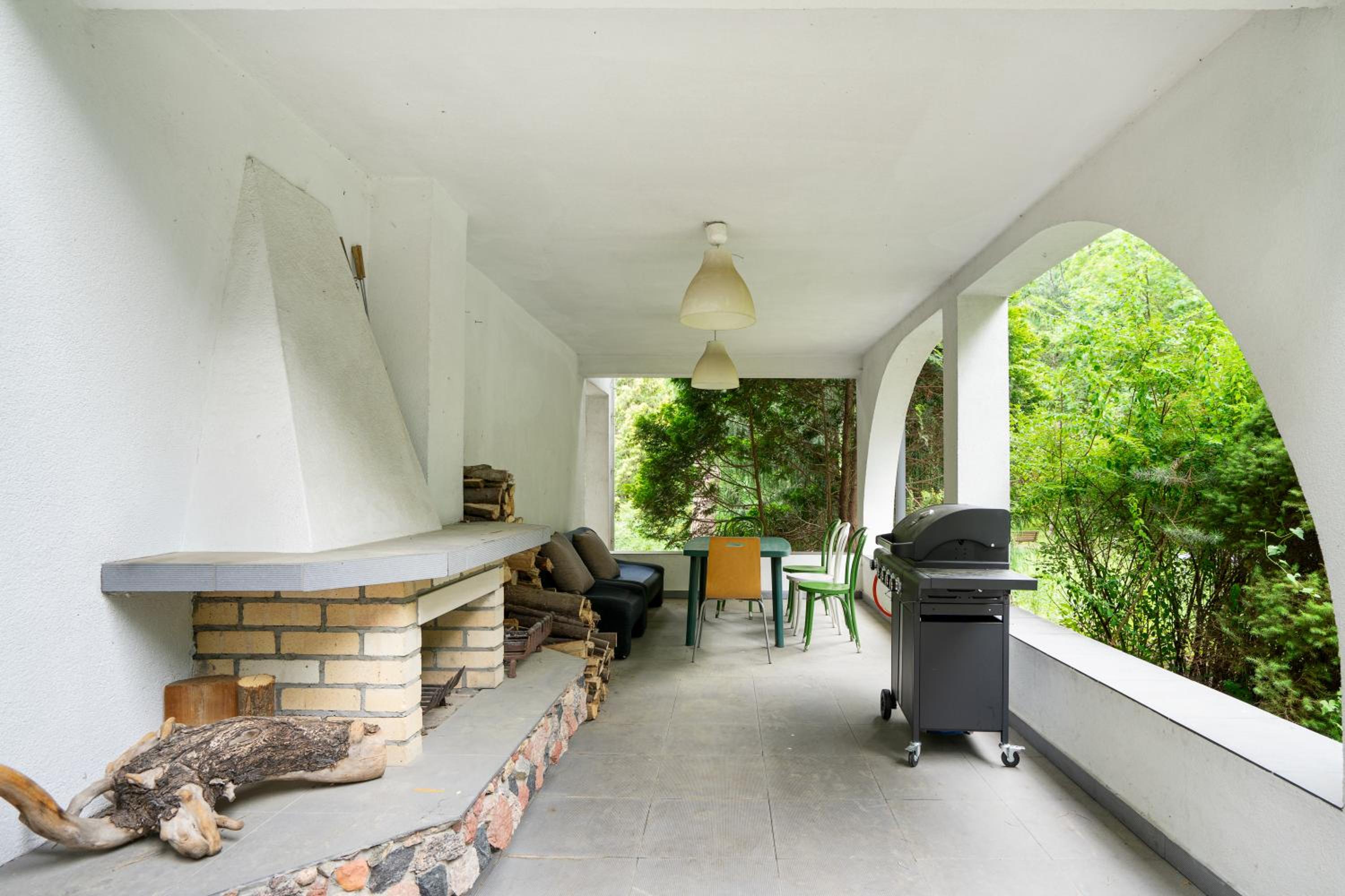 Golden Villas - Cozy Family Villa with Garden & Sauna, Konstancin