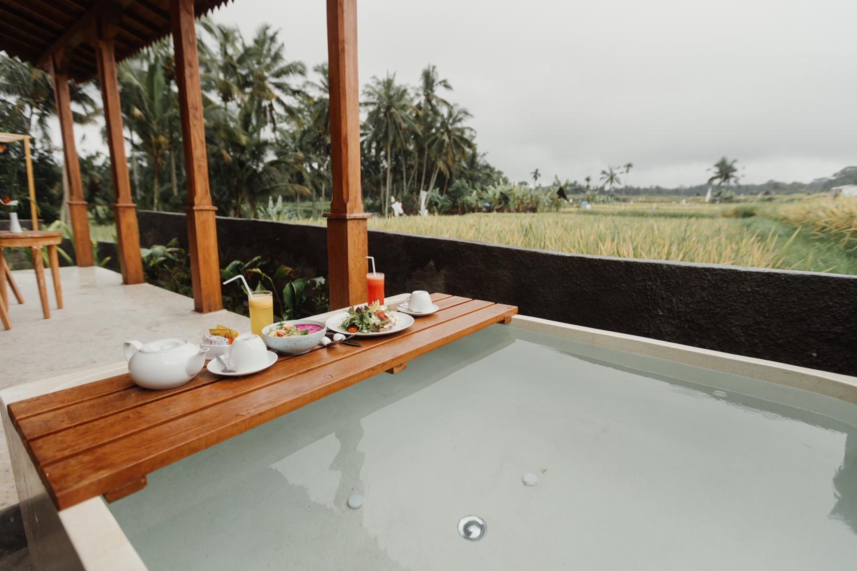 Padi Bali Villa With Private Jacuzzi