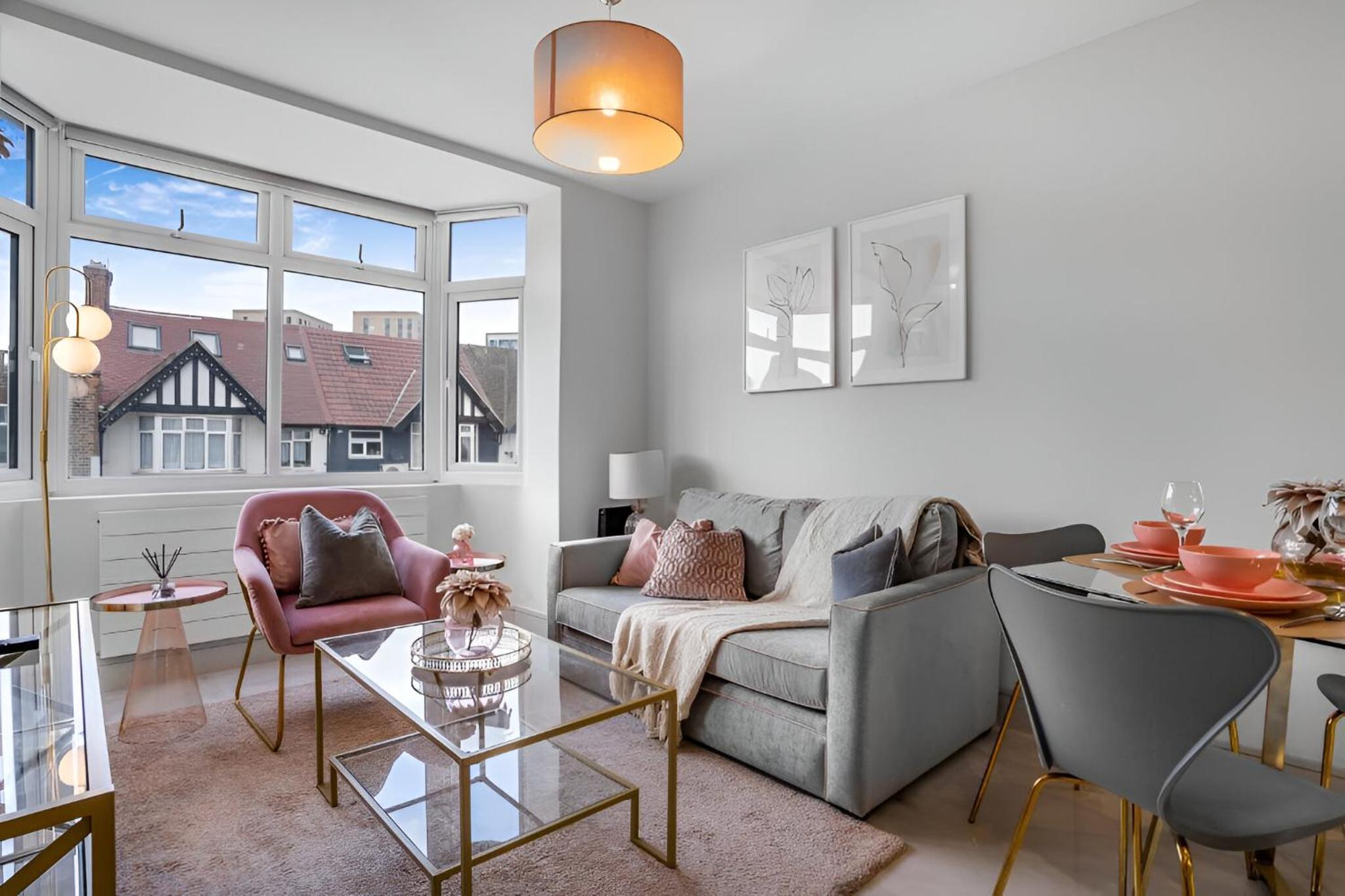 Wembley Park Cosy Flats 5mins to station!