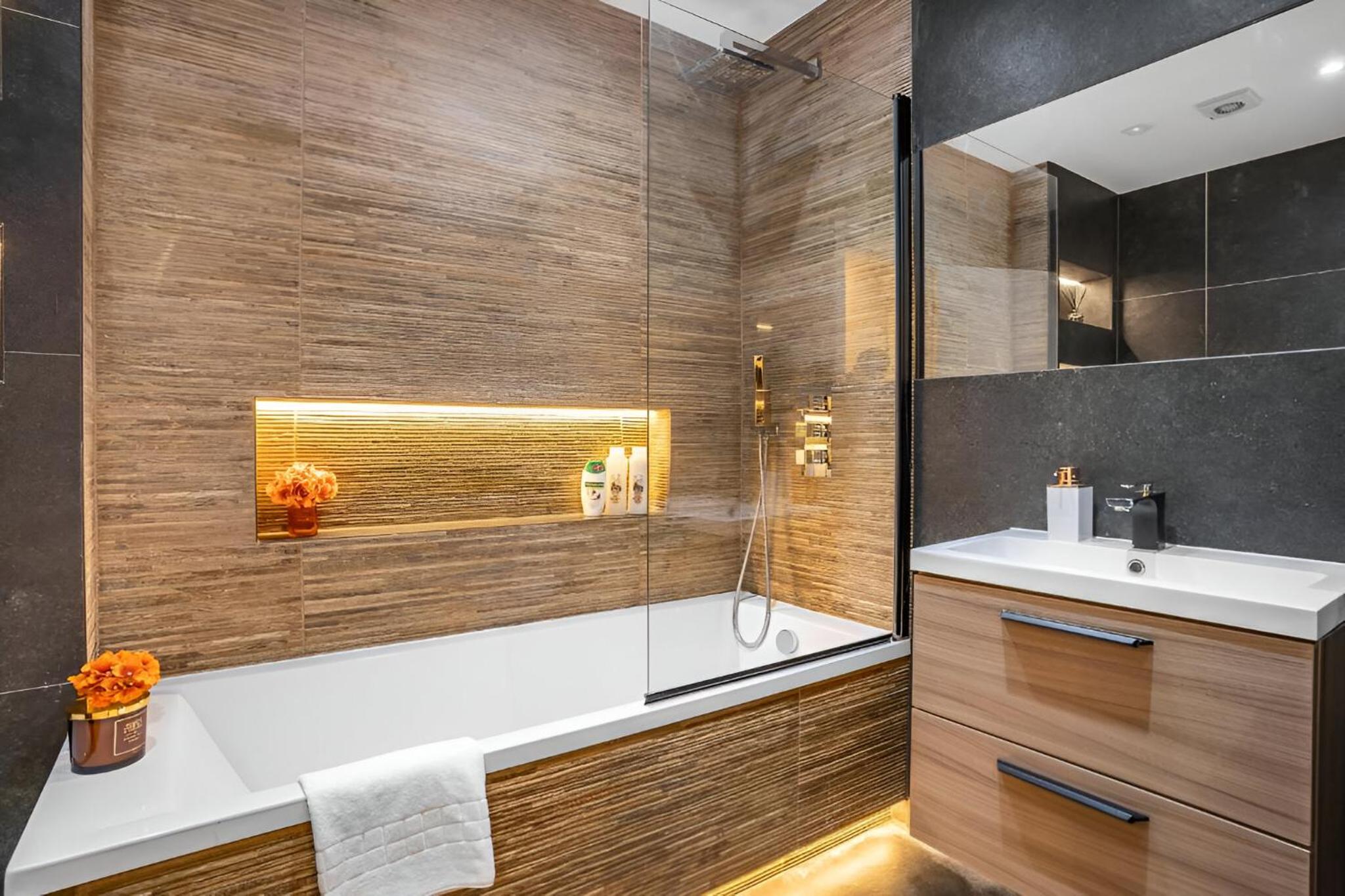Wembley Park Cosy Flats 5mins to station!
