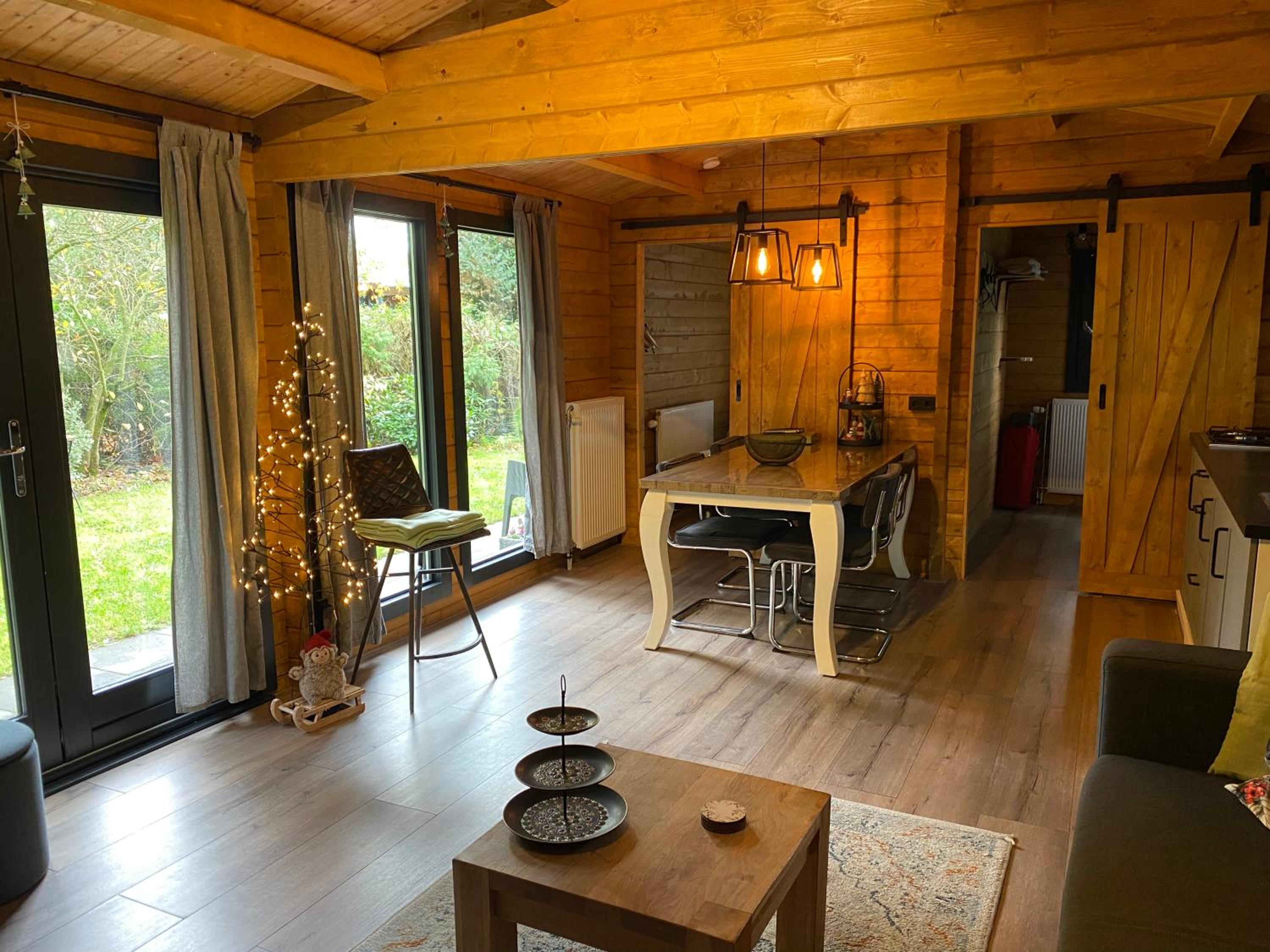 Charmant, gezellig en knus 5p chalet op Veluwe naast Sauna Drome