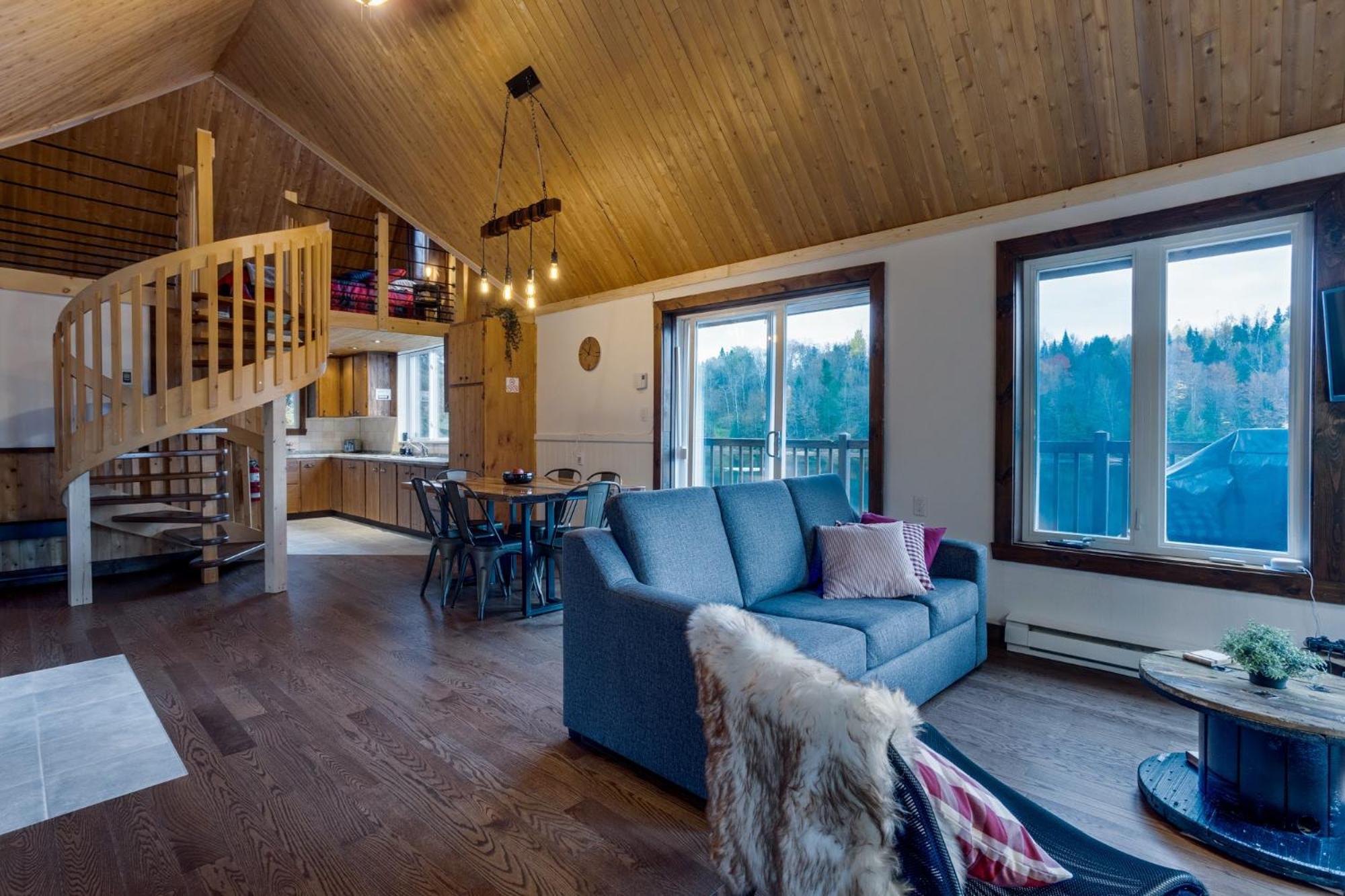 Chalet au bord de l'eau avec spa privé - Mauricie - Portneuf - Québec