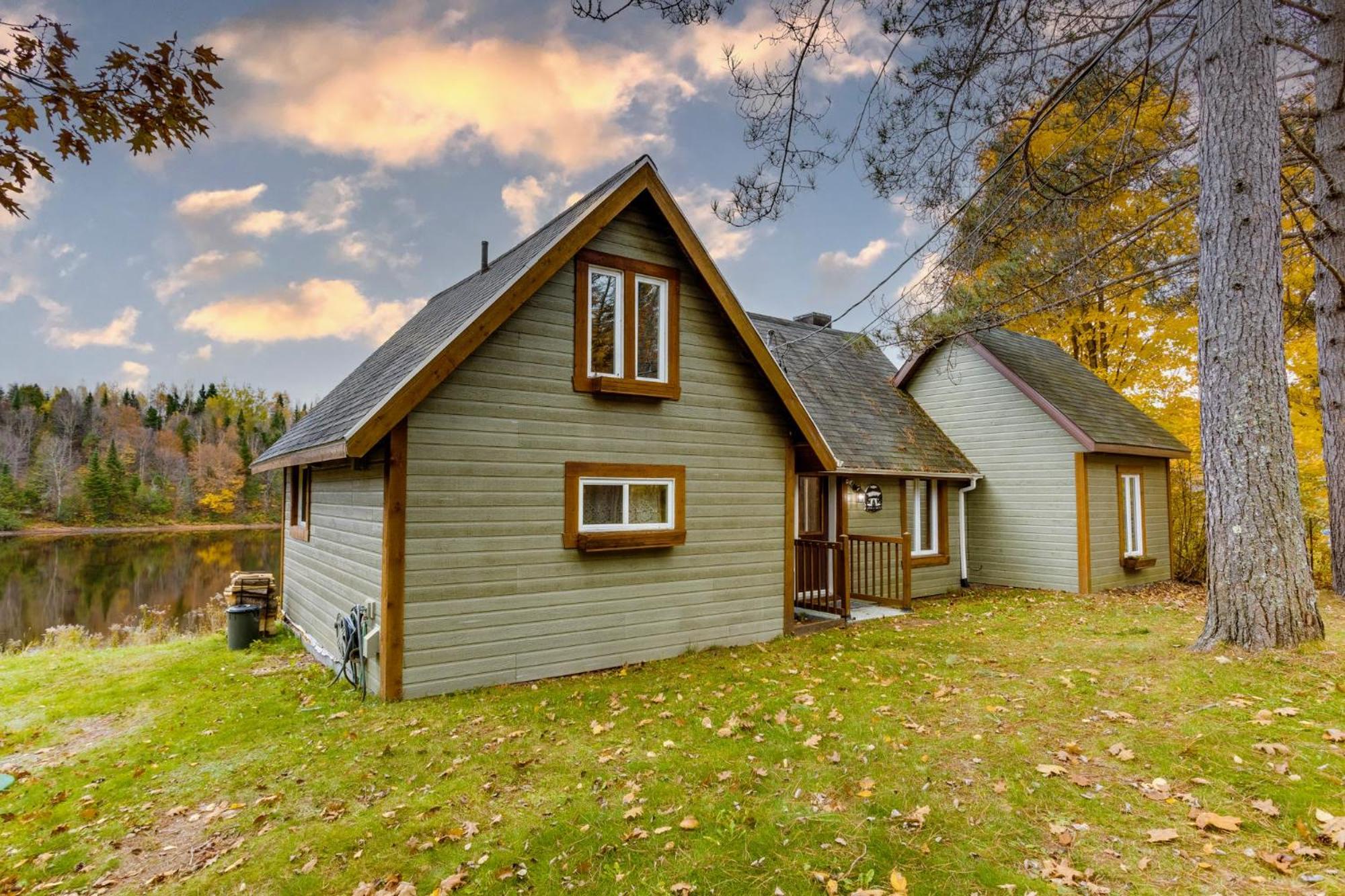 Chalet au bord de l'eau avec spa privé - Mauricie - Portneuf - Québec