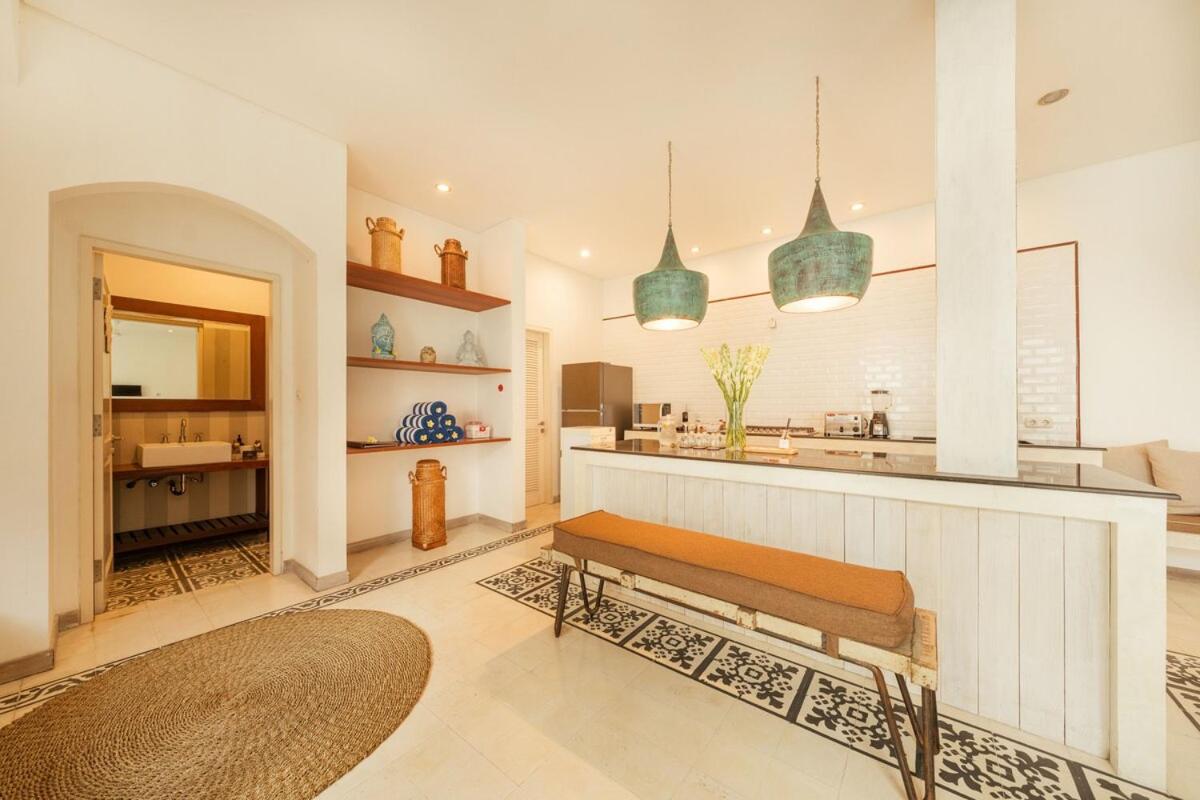 Stylish 3BR Escape, 5 Mins to Seminyak Beach