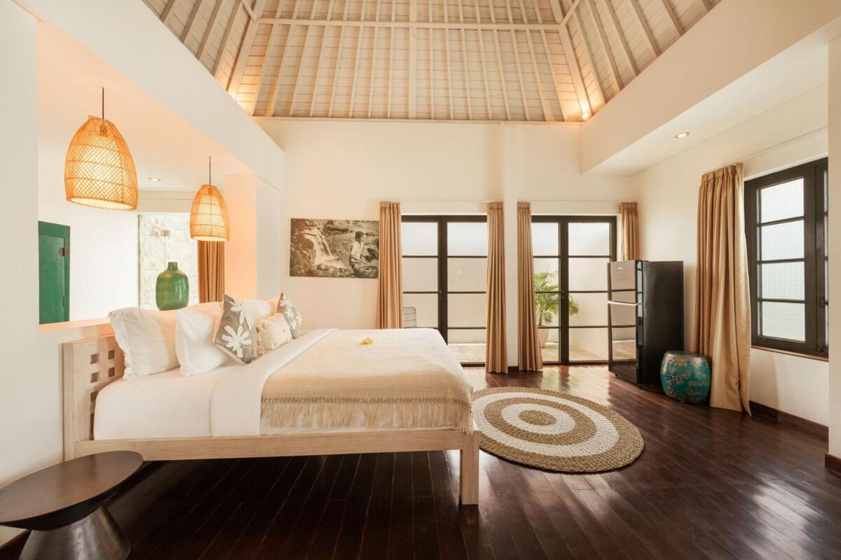 Stylish 3BR Escape, 5 Mins to Seminyak Beach