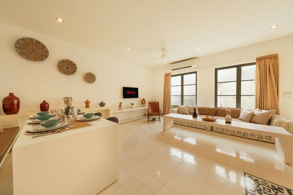 Stylish 3BR Escape, 5 Mins to Seminyak Beach