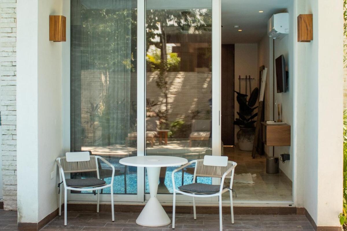 NHOA 111A Lux 2BR Condo Pool access in Aldea Zama