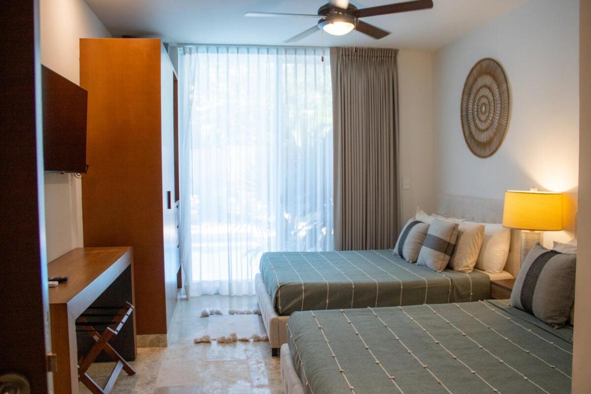 NHOA 111C Lux 1BR Condo Pool access in Aldea Zama