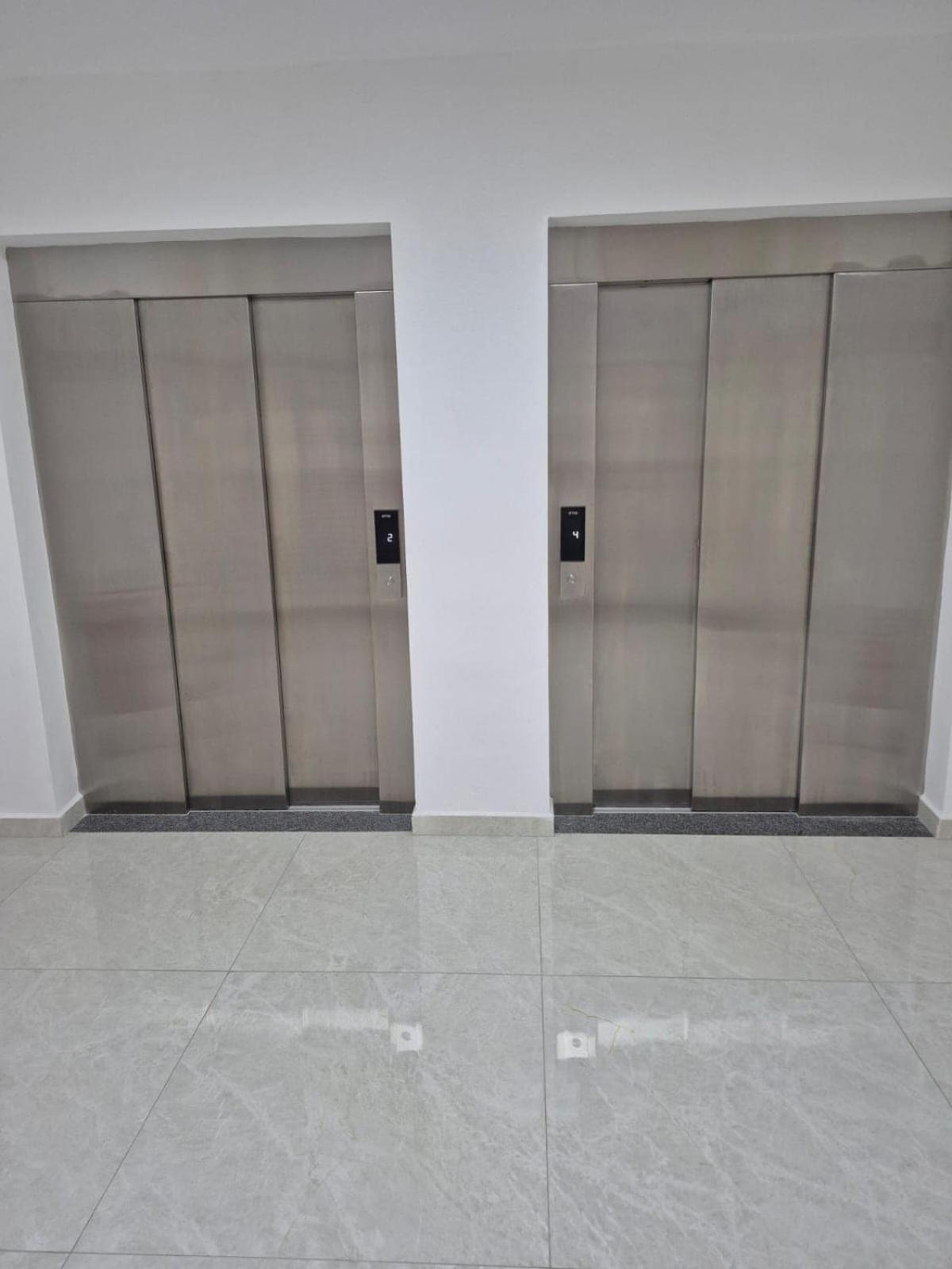 Apartamento - Praia Martins de Sá - 50 metros da praia