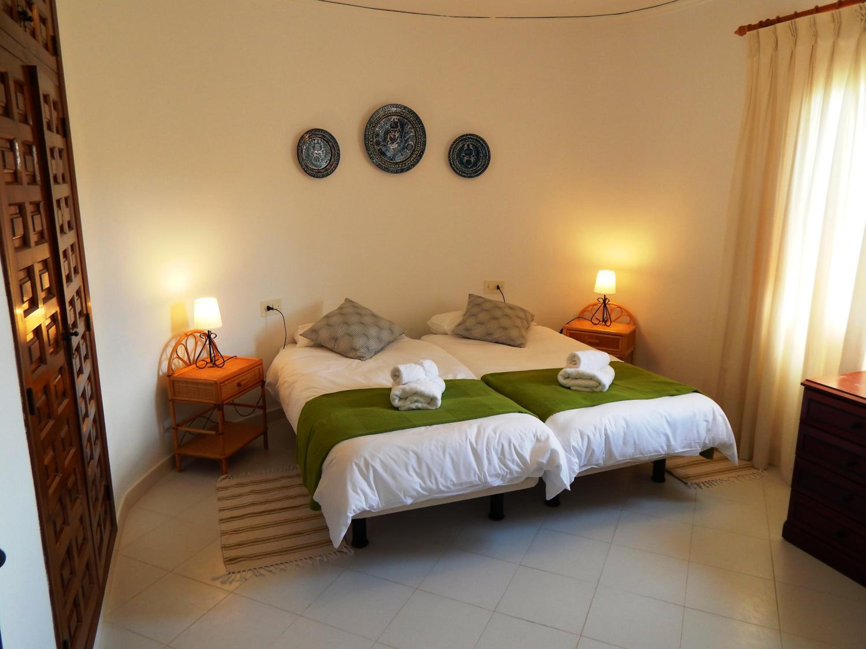 Villa Carfax view 4