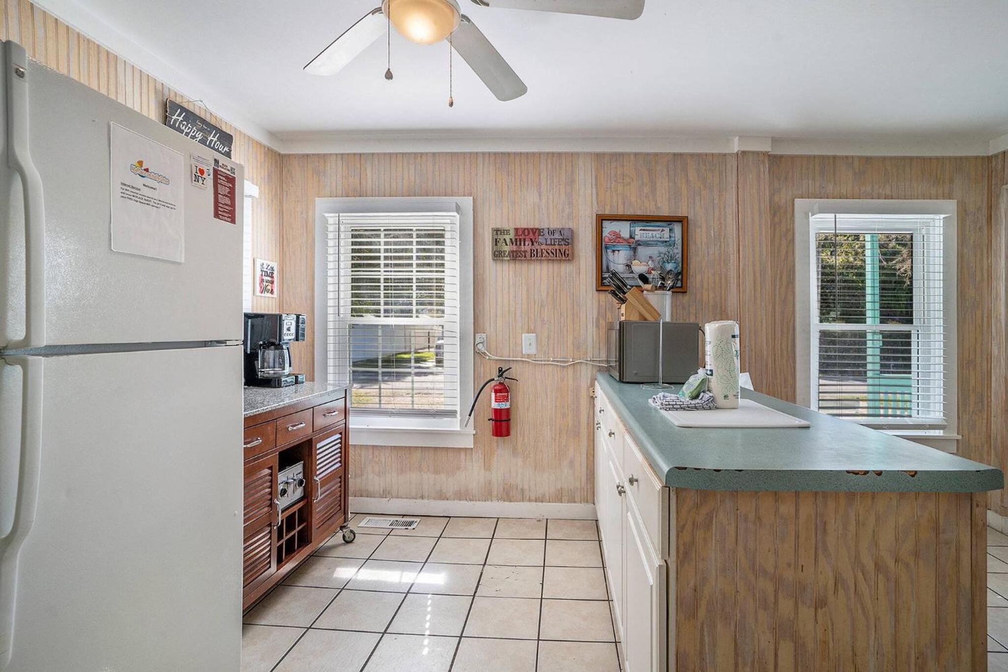 MyPlace on Holly 10 bdrms Slps 20,Private pool Beach Golf Hot Tub