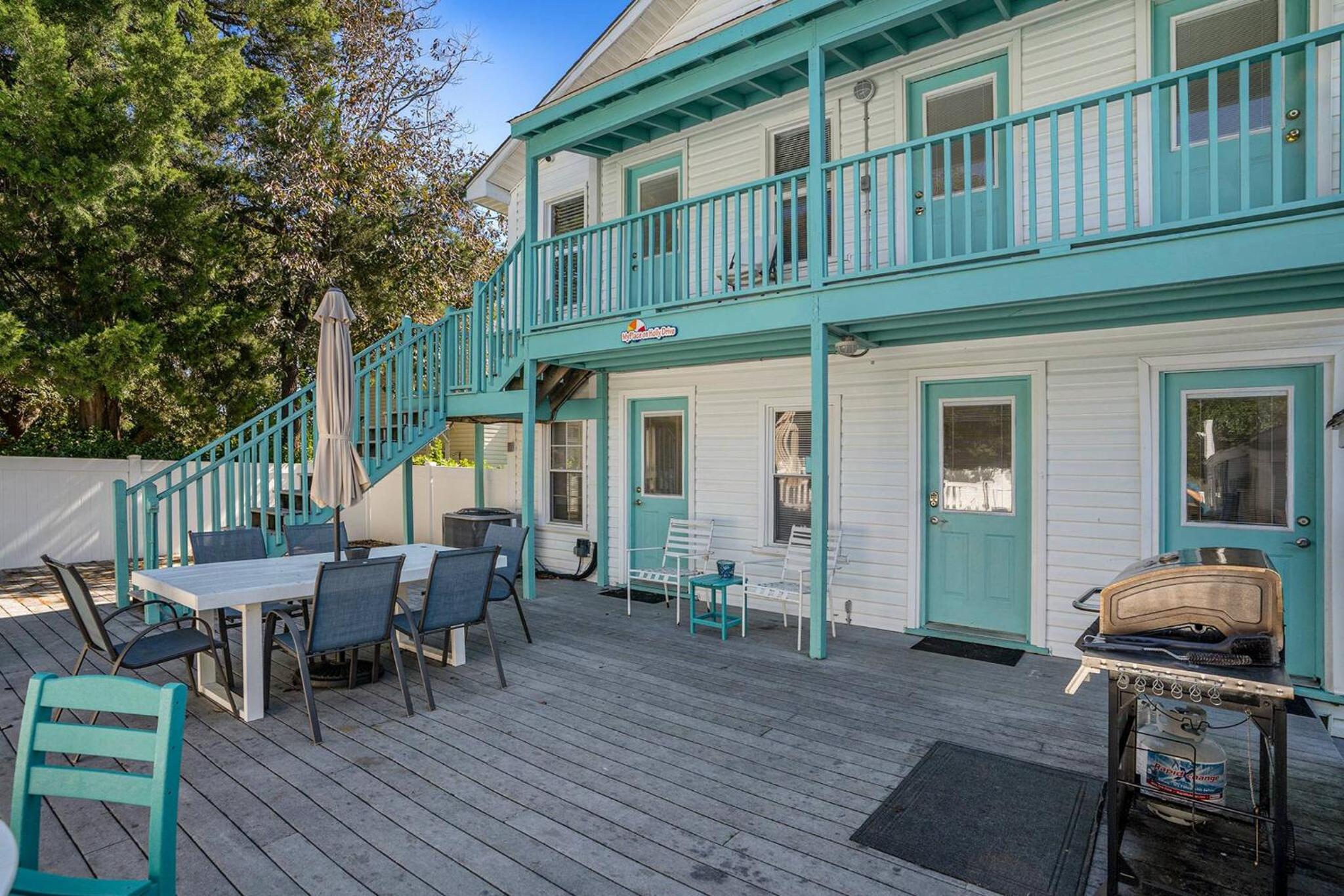 MyPlace on Holly 10 bdrms Slps 20,Private pool Beach Golf Hot Tub