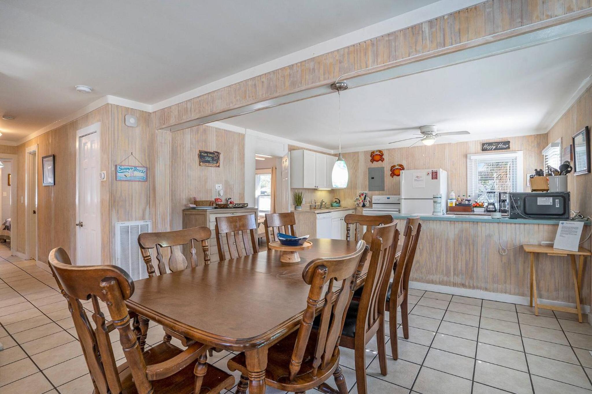 MyPlace on Holly 10 bdrms Slps 20,Private pool Beach Golf Hot Tub