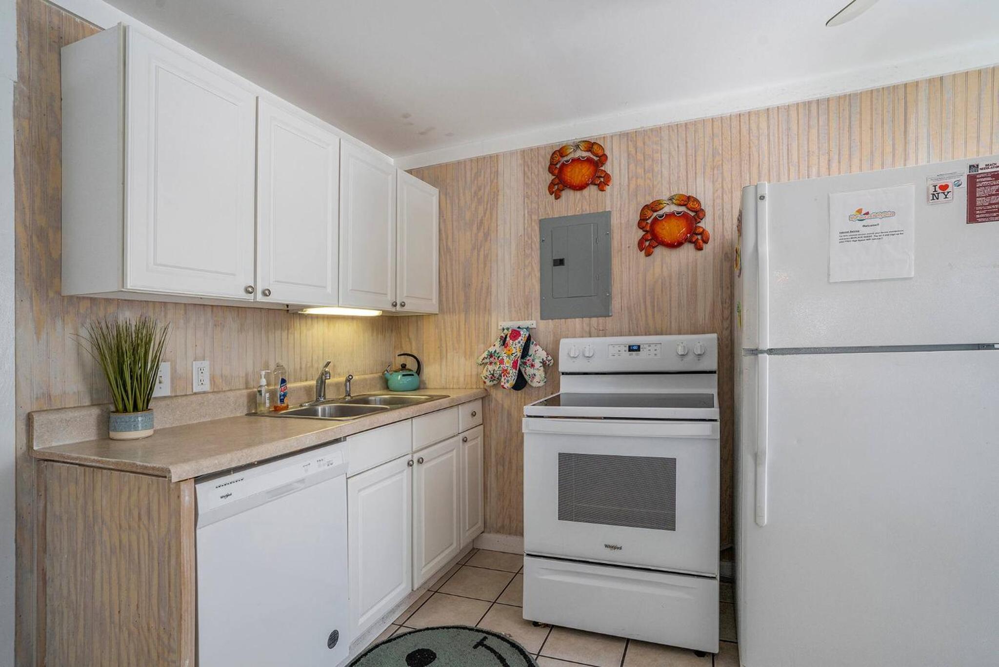 MyPlace on Holly 10 bdrms Slps 20,Private pool Beach Golf Hot Tub