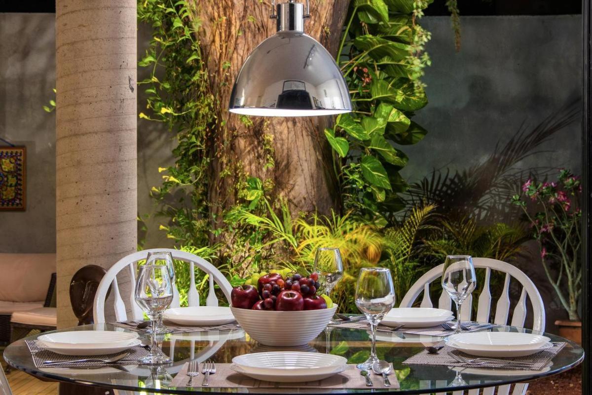 Alberca privada, asador y terraza familiar
