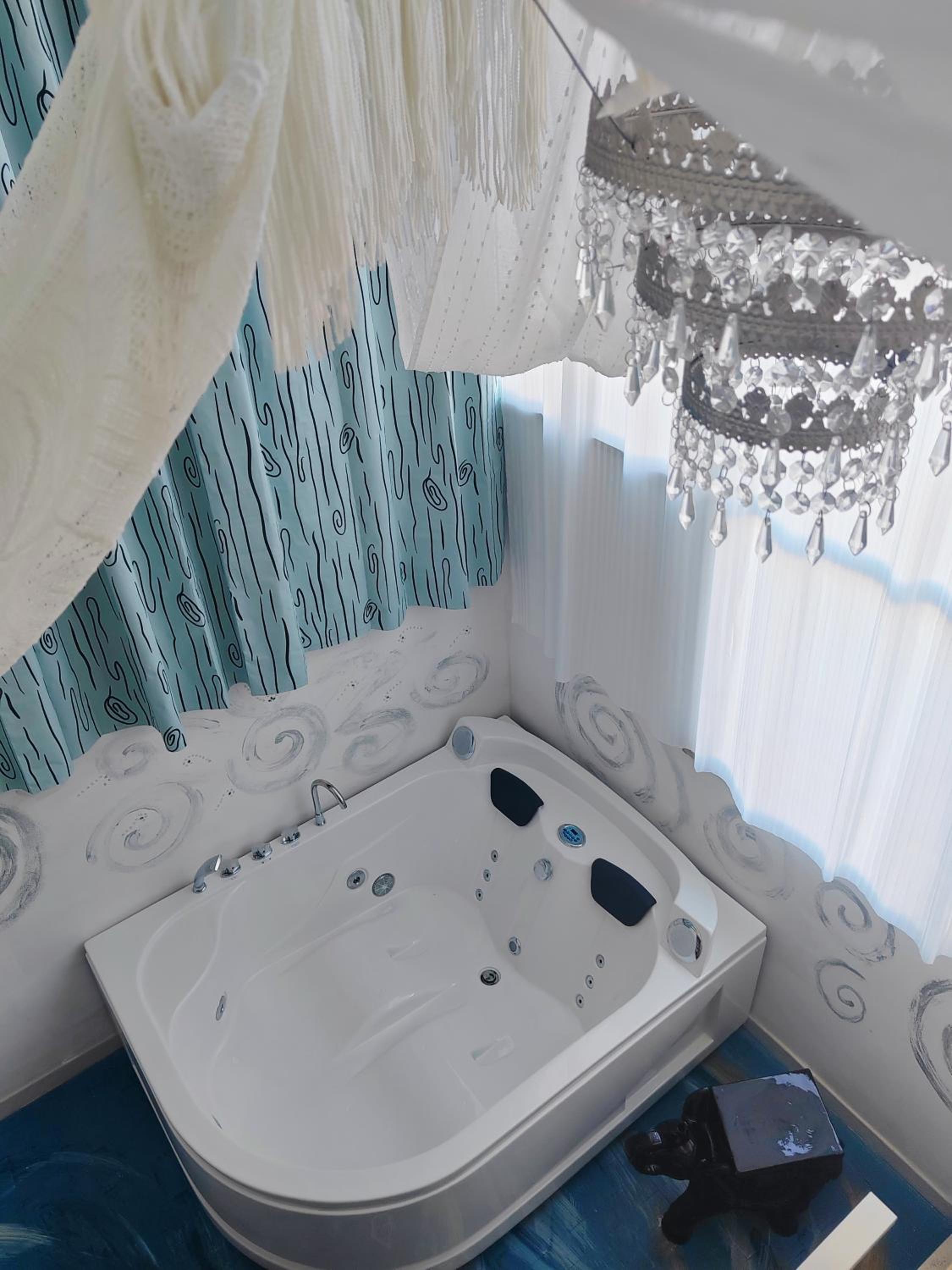 Capurso Suite -jacuzzi and garden