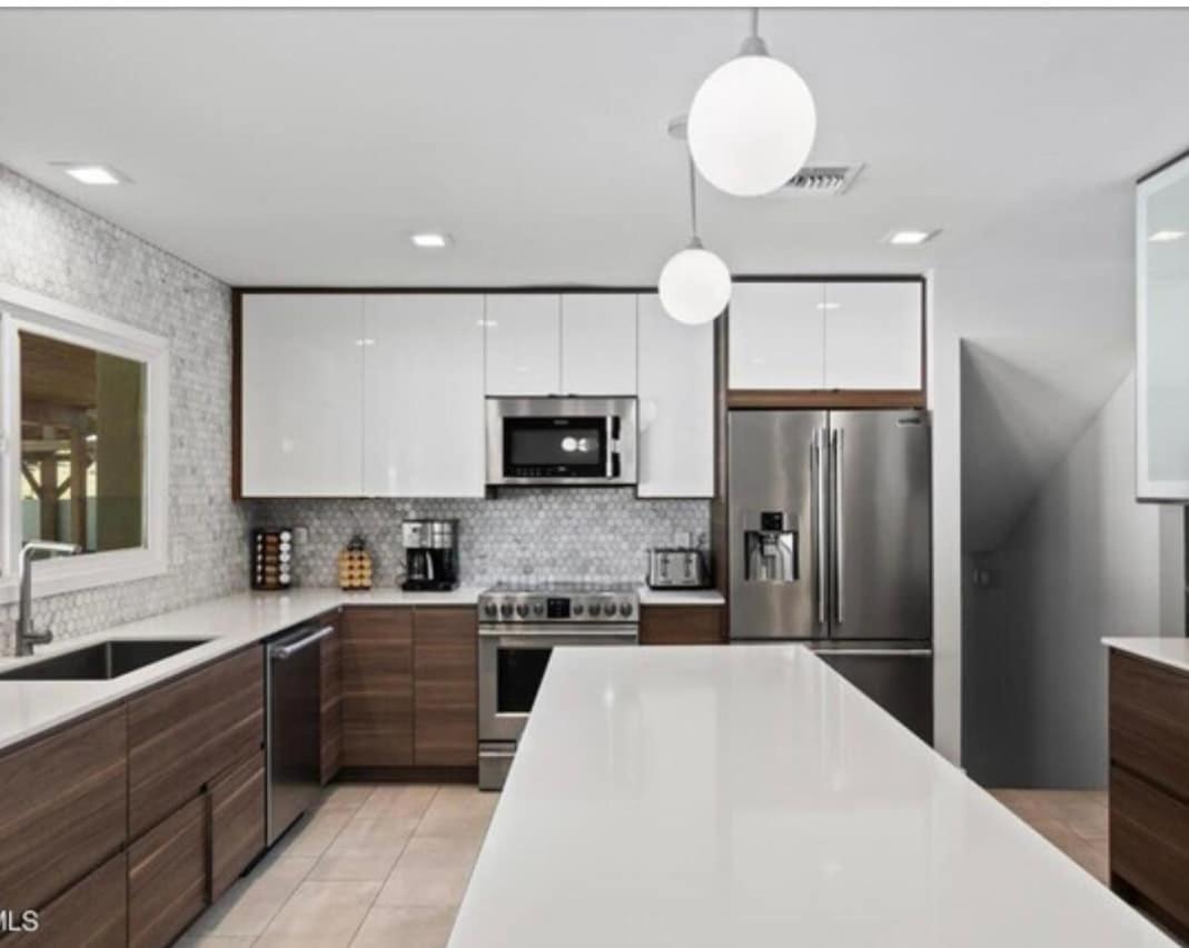 Beautiful Pool Home By Old Town, Sleep 14!