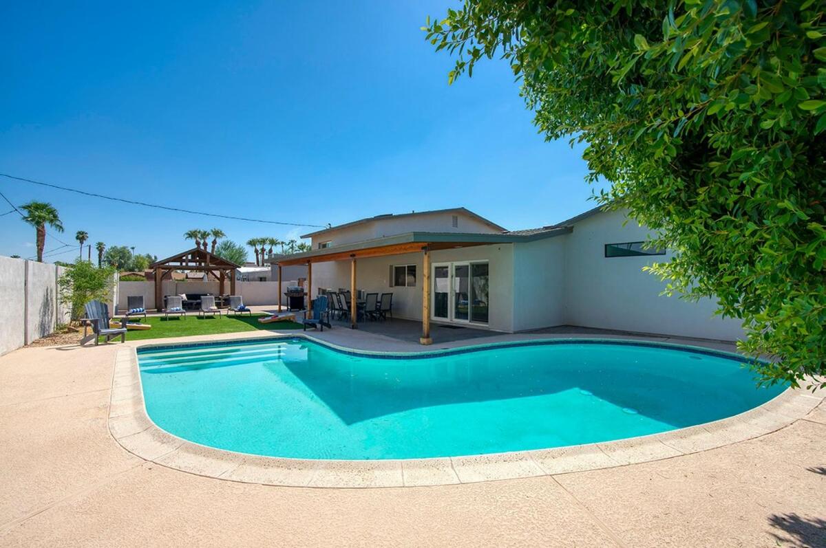 Beautiful Pool Home By Old Town, Sleep 14!