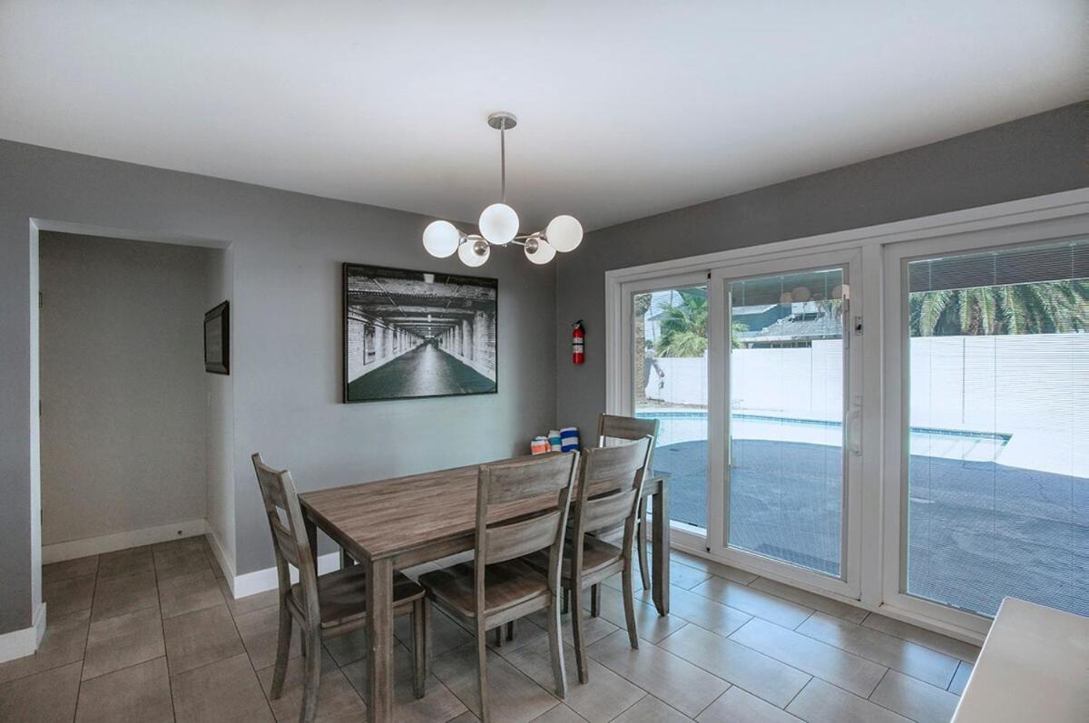 Beautiful Pool Home By Old Town, Sleep 14!