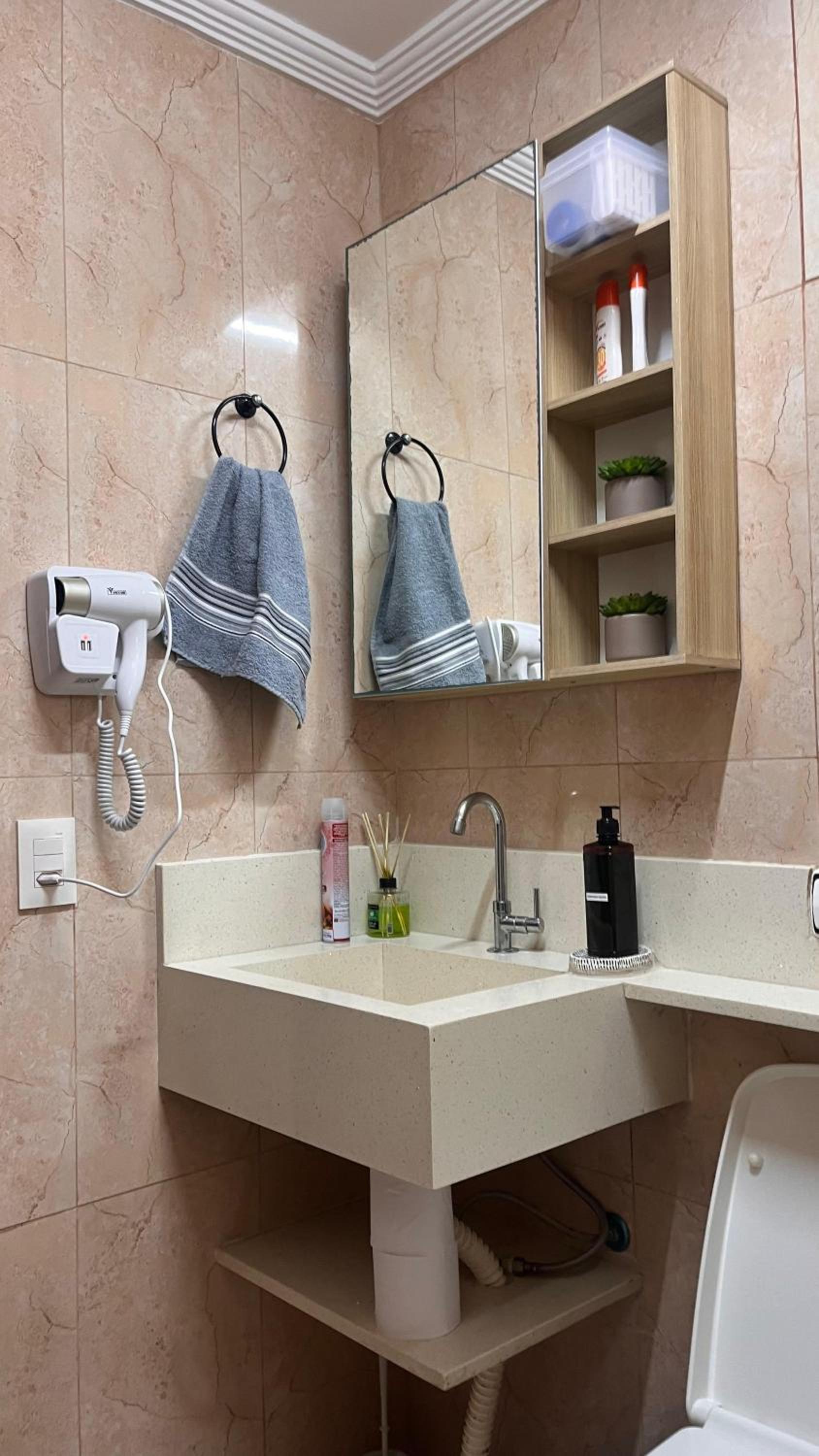 Apê 57 Ar Condicionado, Vista Mar, WiFi, Vaga, Completo