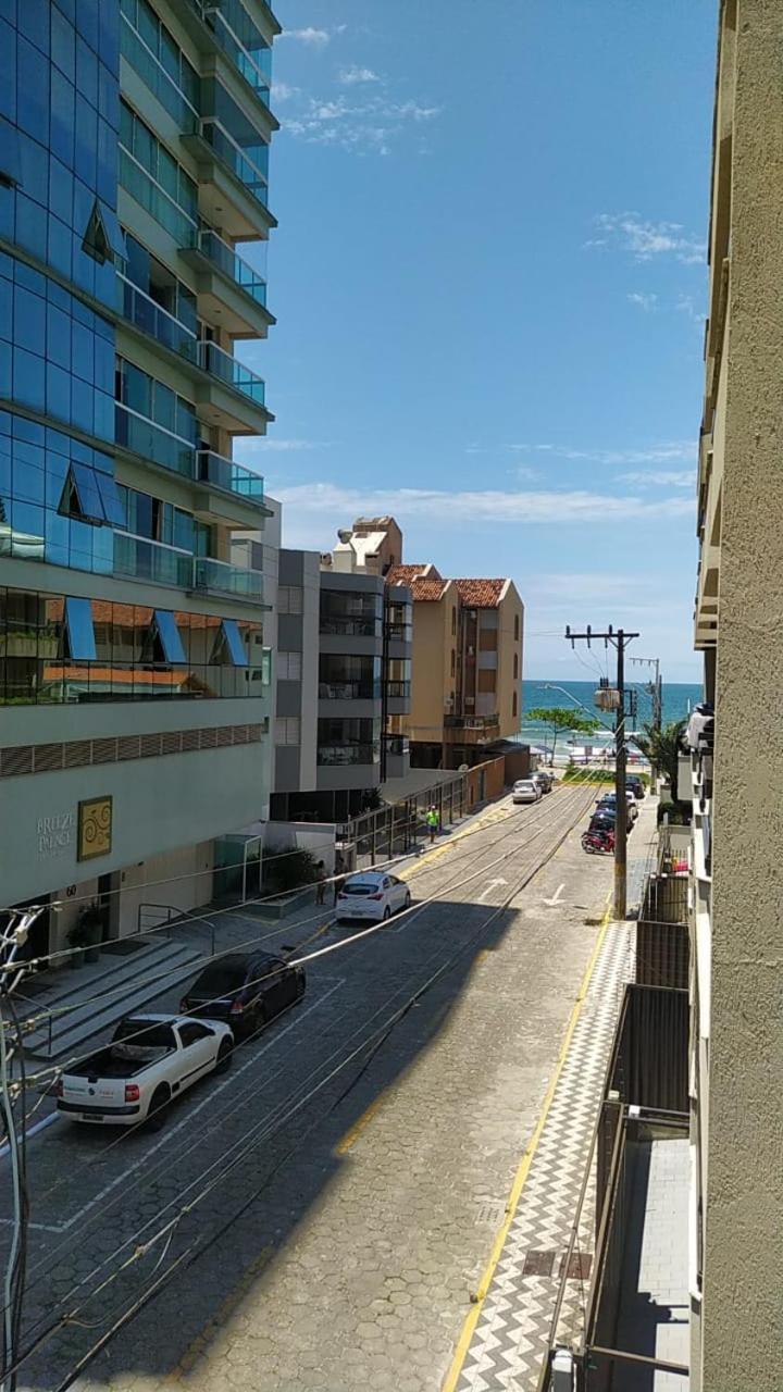 Apto 3 Suítes Quadra Mar Itapema SC