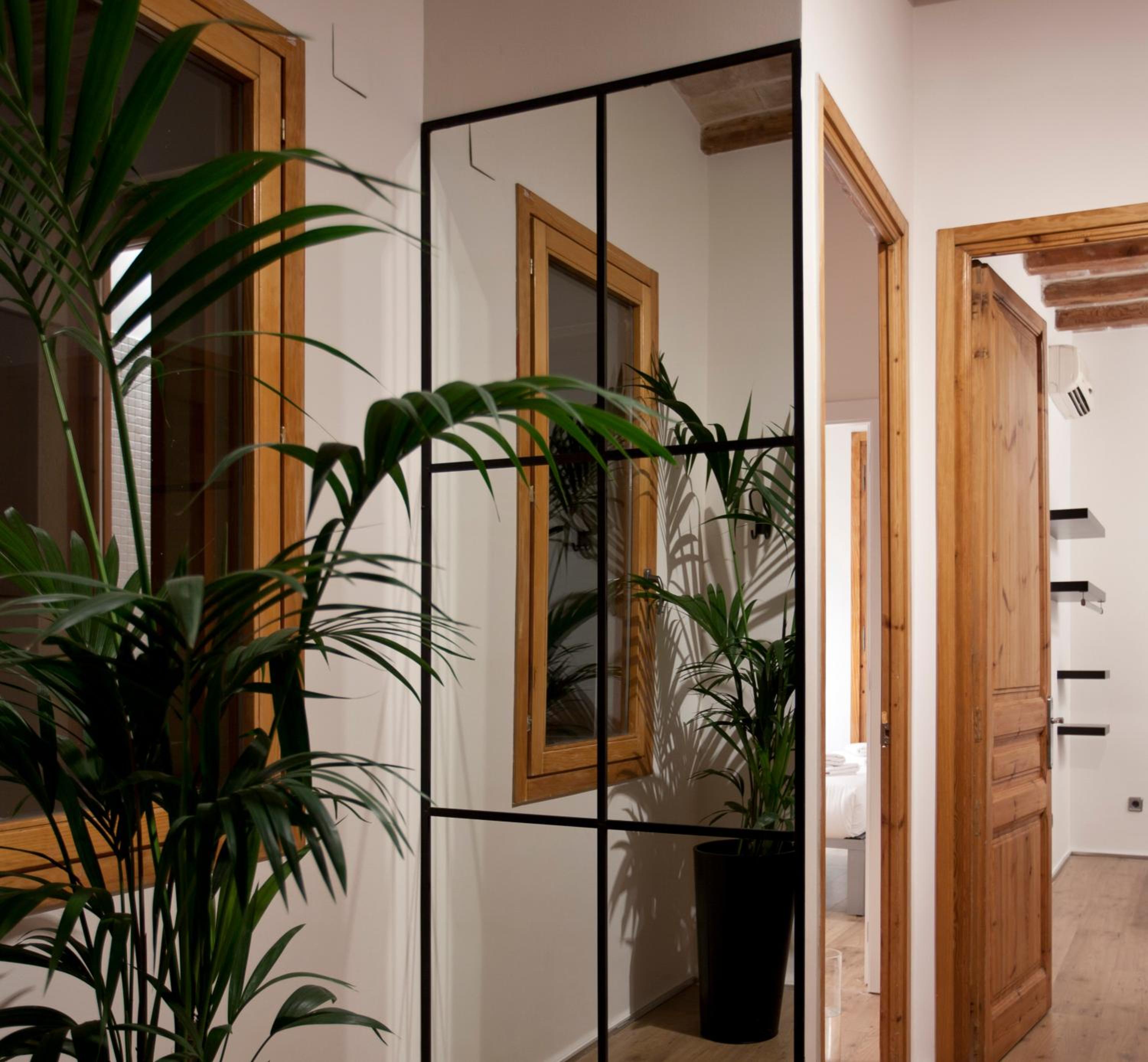 Centric Gracia Apartments