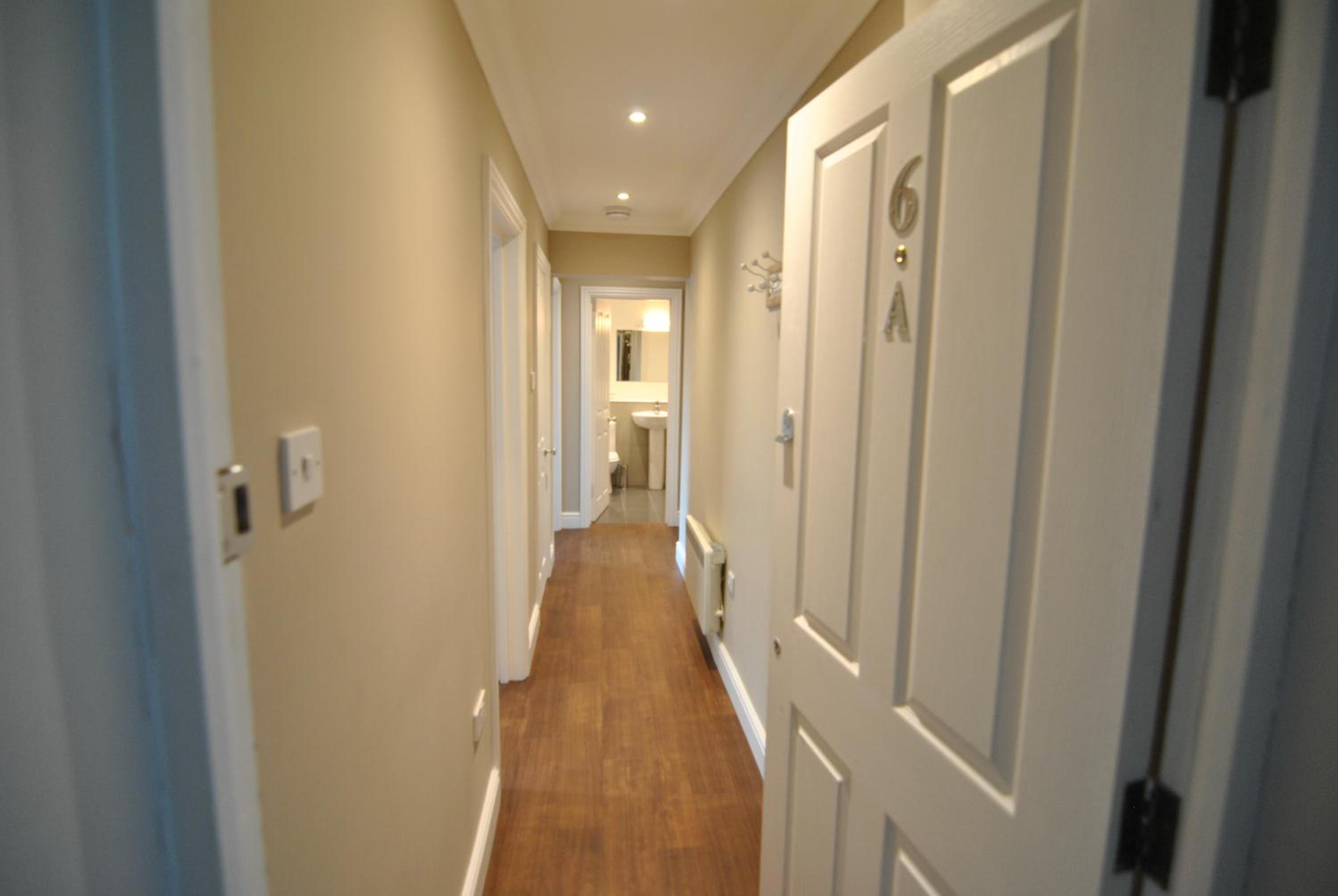 Lord Raglan House One Bedroom with Parking