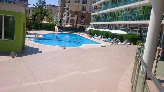 Family Apartments in Solmarin view 3