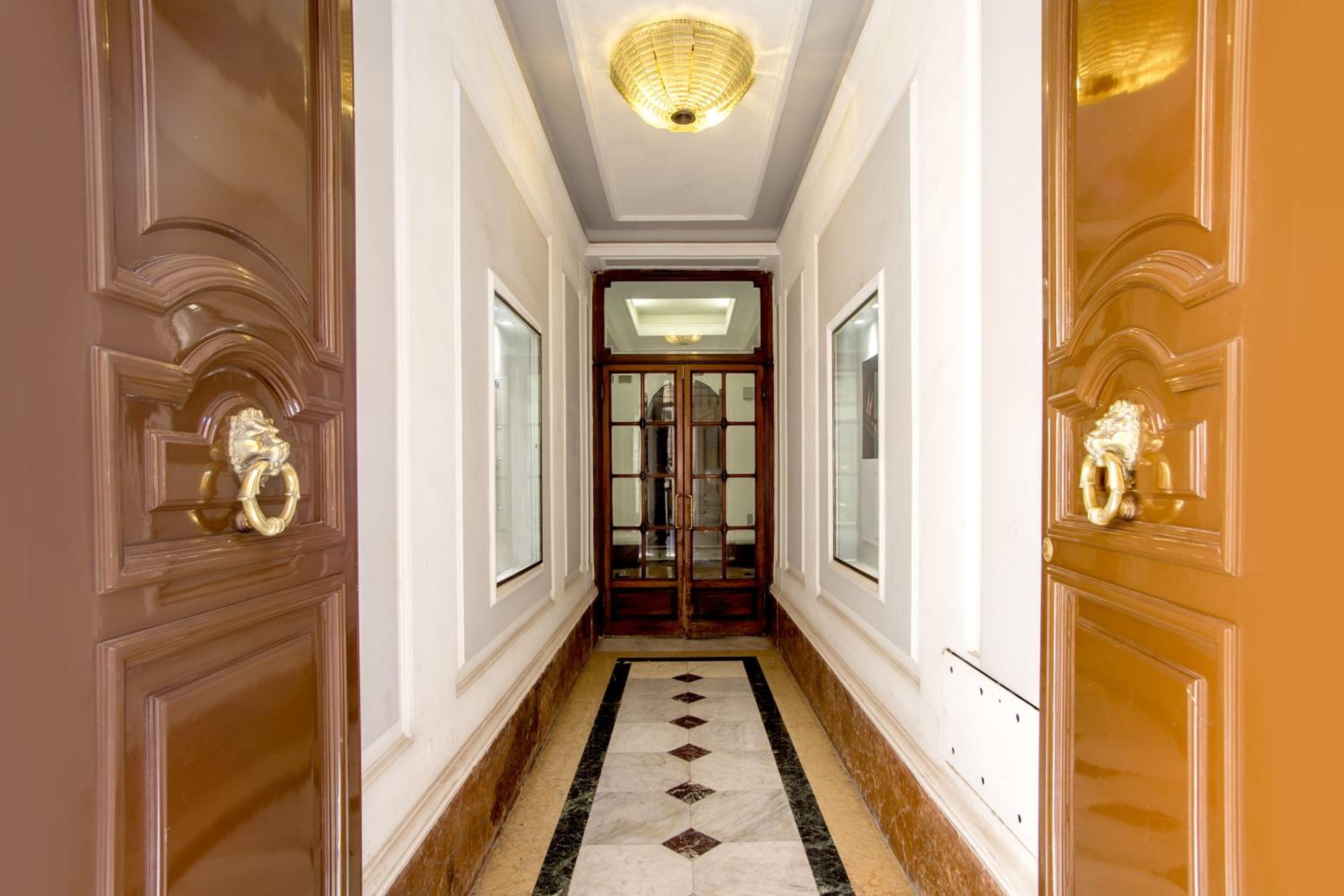 Frattina Grand Suite Guesthouse photo 4