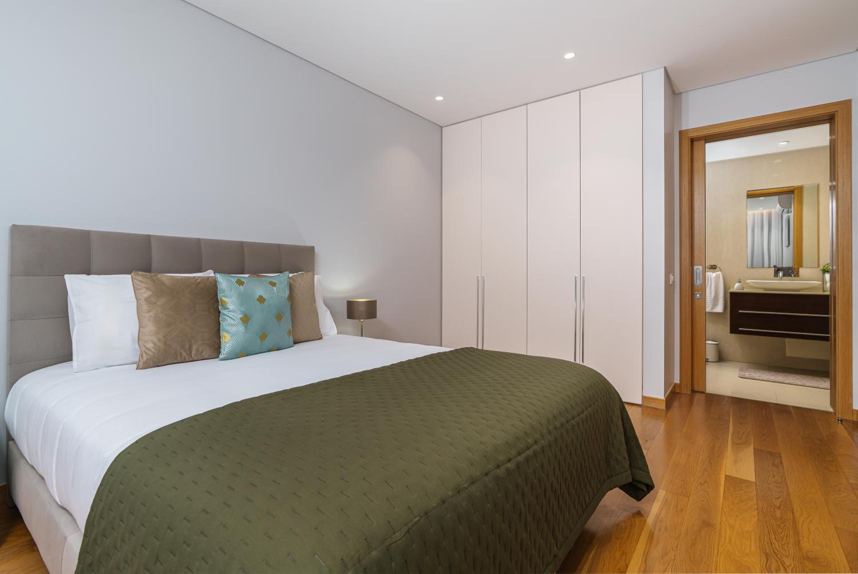 Mar e Sol Chic & Modern City Apartment