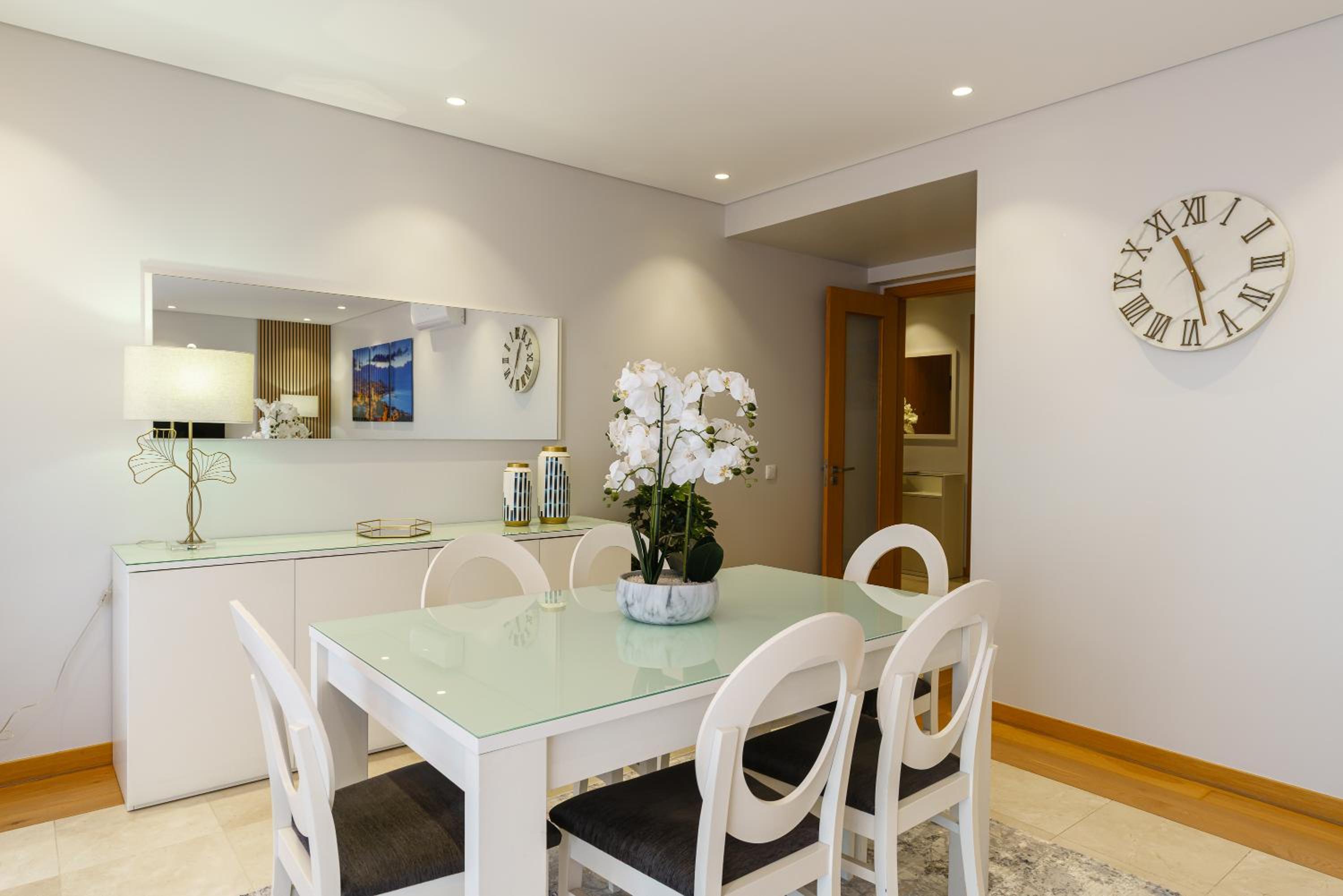 Mar e Sol Chic & Modern City Apartment