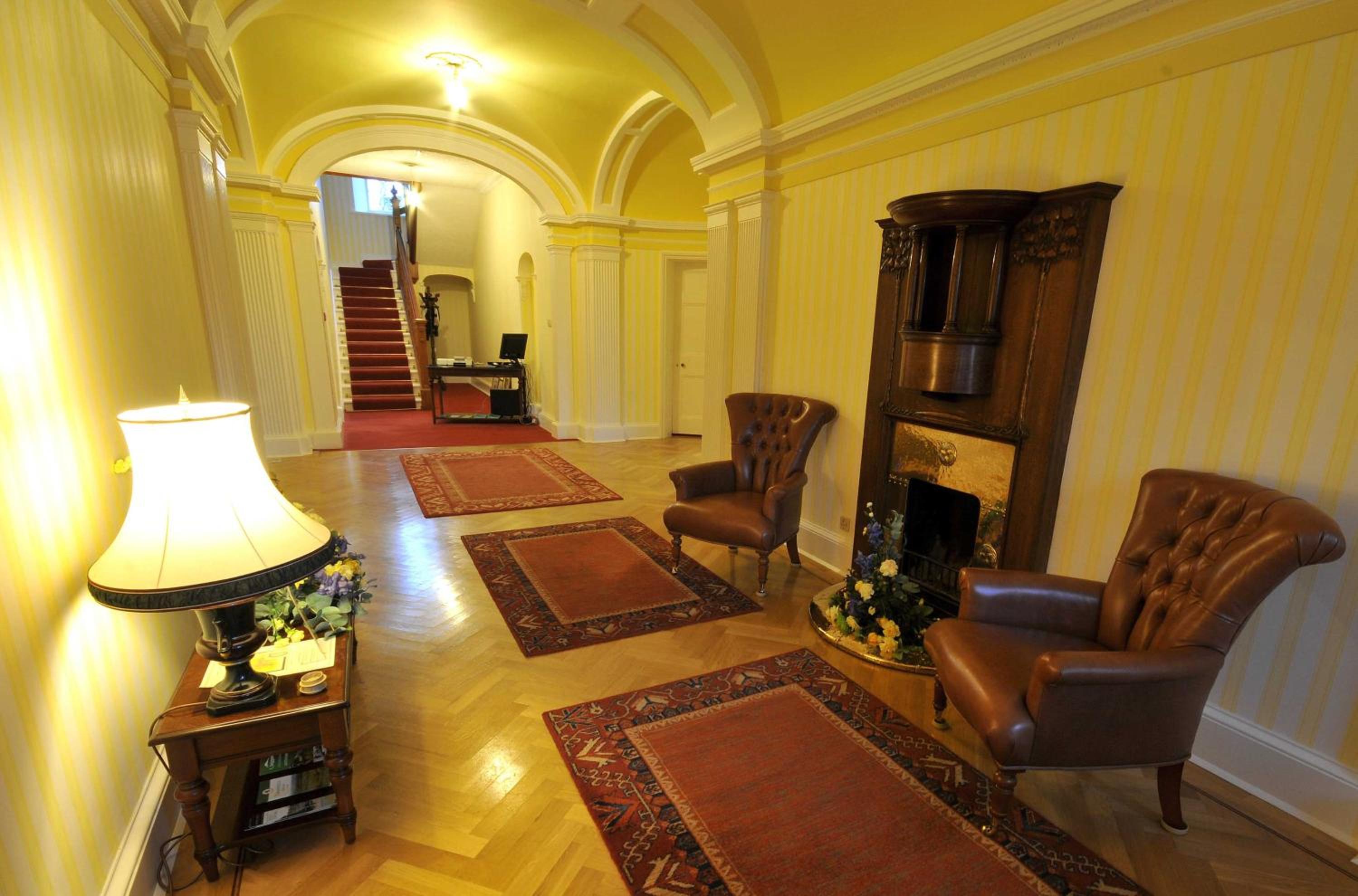 Woodland House Hotel view 5
