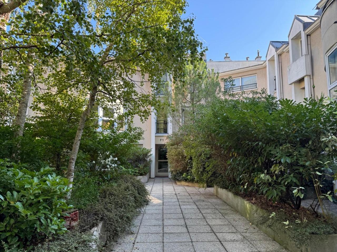 Secret Oasis in Bastille - Luxury & Serenity