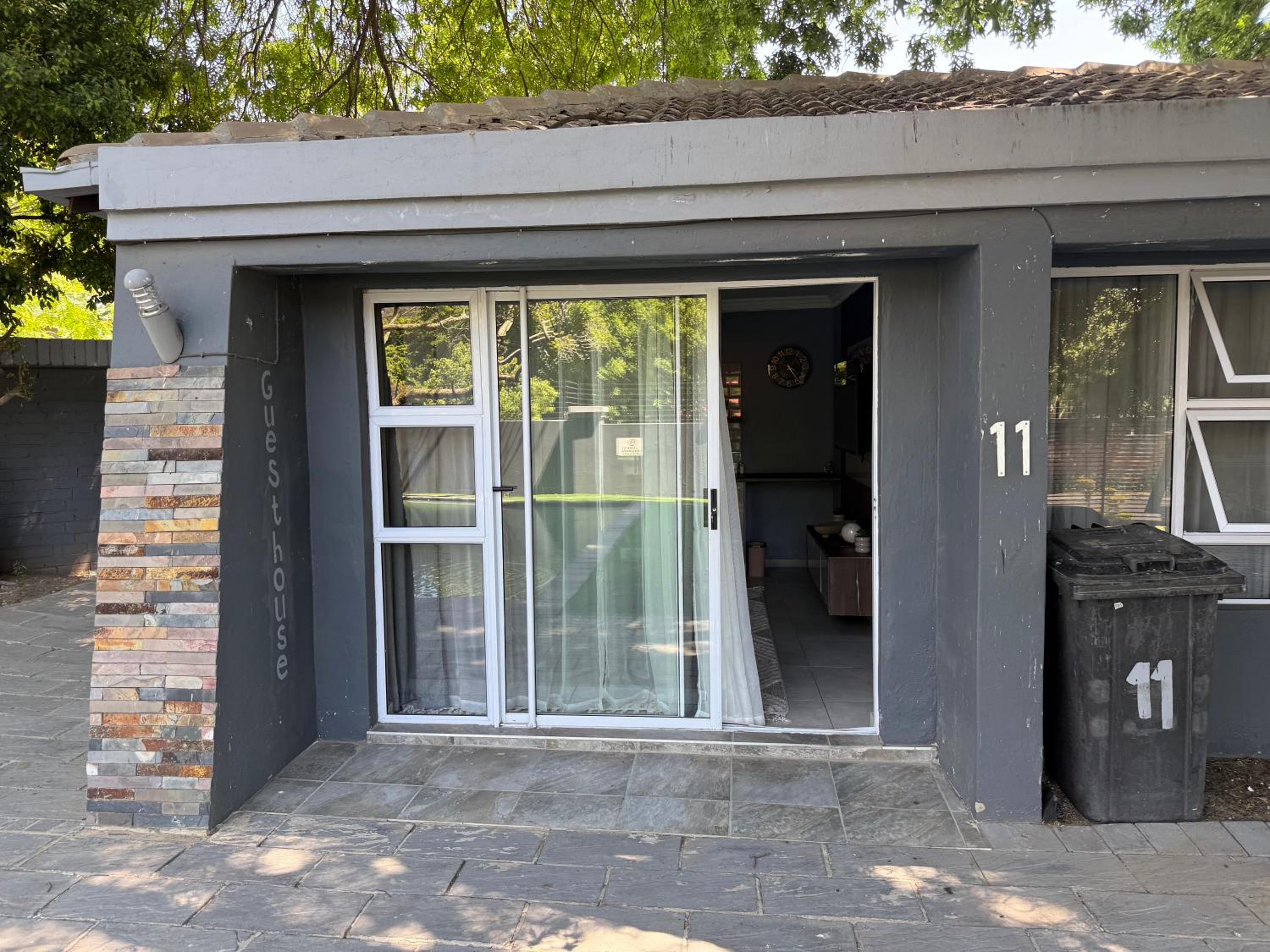 UbuntuLifeStyleEstate-Premium Suite